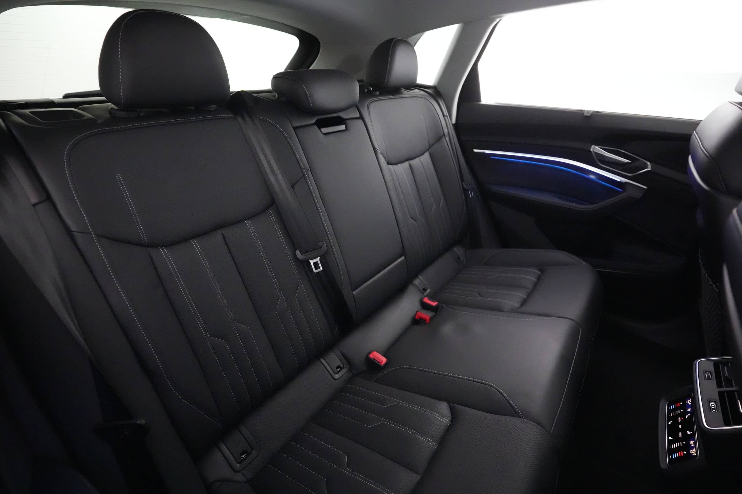 EverCars Co. vehicle image 4 for Audi e-tron -  Prestige on EverCars Co.