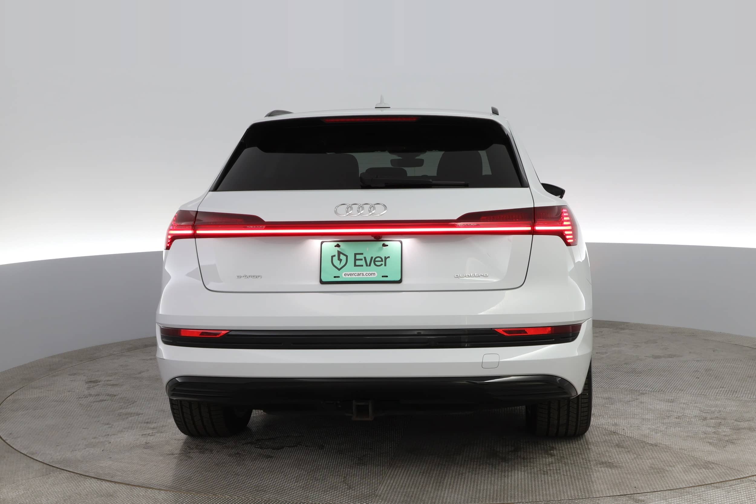 EverCars Co. vehicle image 14 for Audi e-tron -  Prestige on EverCars Co.
