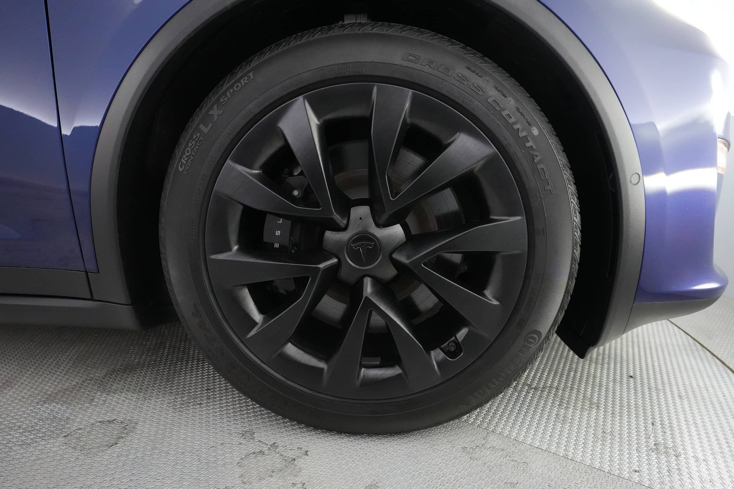 EverCars Co. vehicle image 16 for Tesla Model X -  Base on EverCars Co.