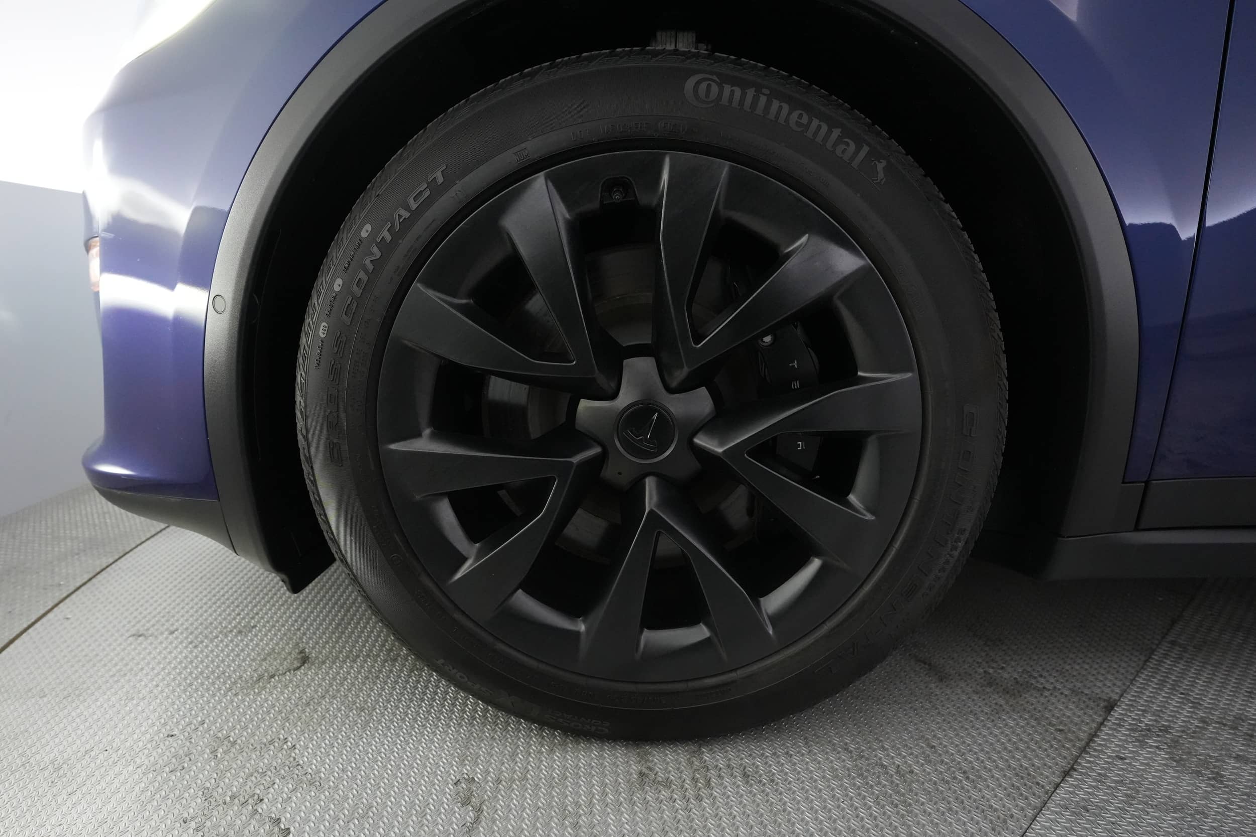 EverCars Co. vehicle image 15 for Tesla Model X -  Base on EverCars Co.