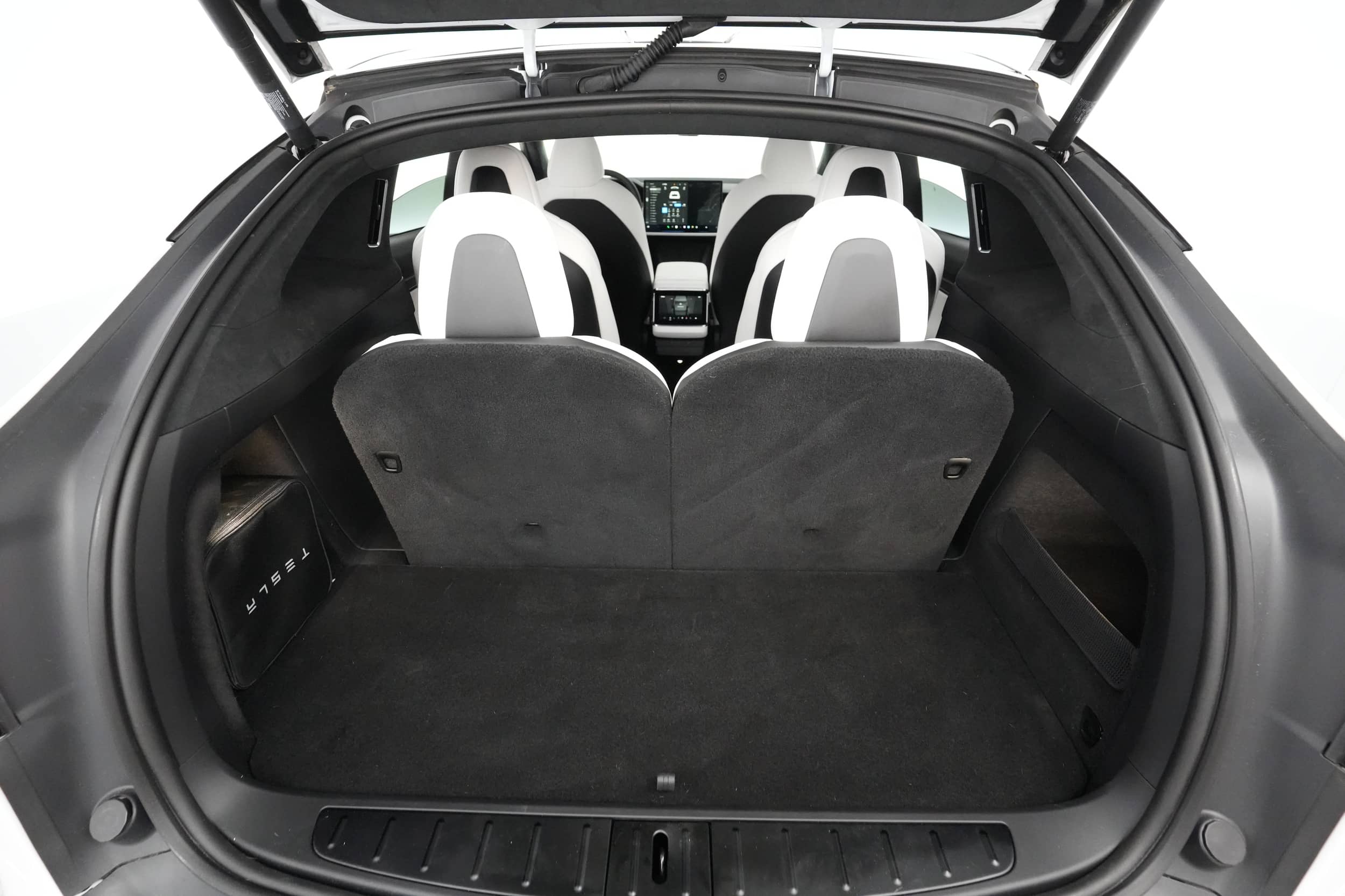 EverCars Co. vehicle image 22 for Tesla Model X -  Base on EverCars Co.
