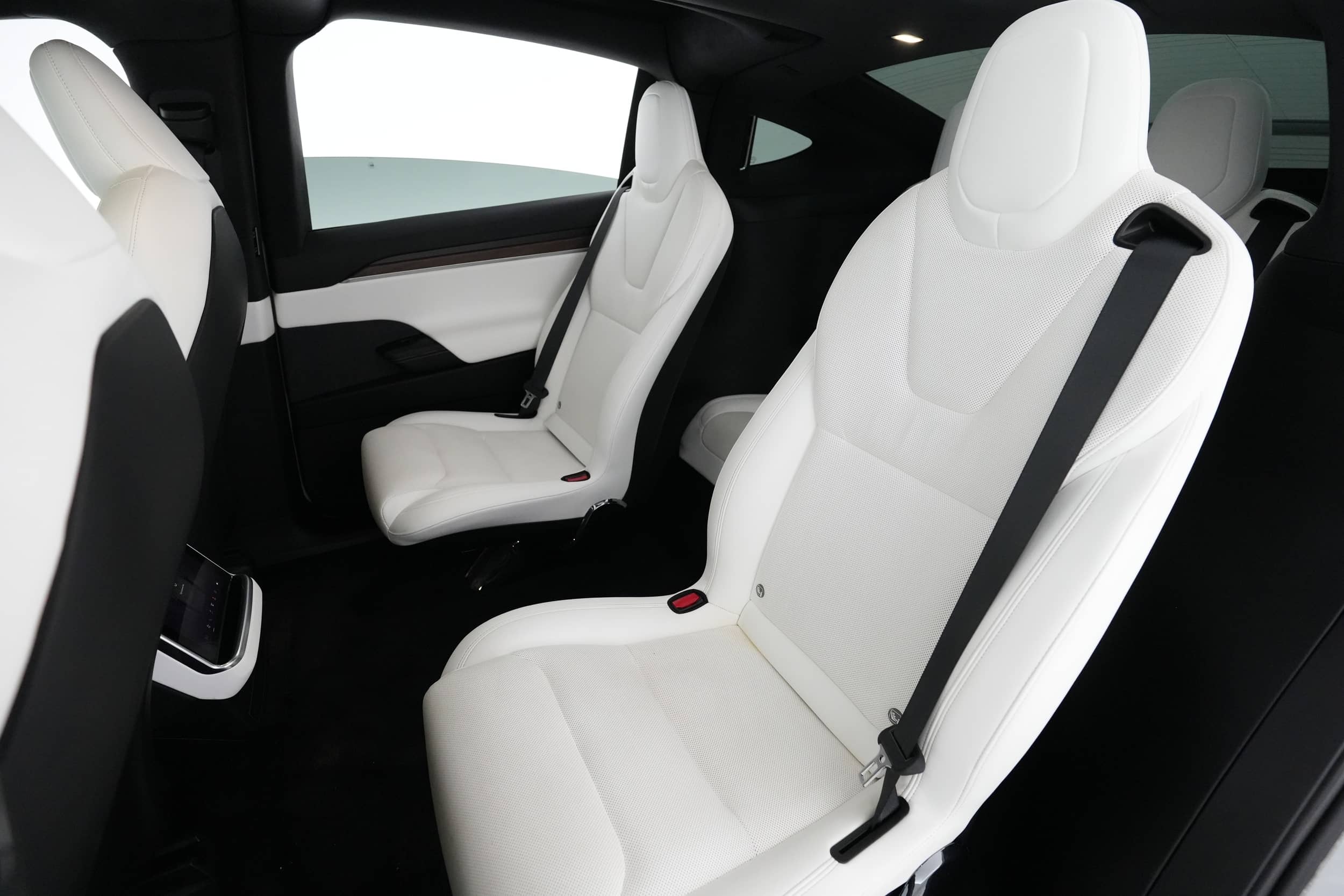 EverCars Co. vehicle image 19 for Tesla Model X -  Base on EverCars Co.