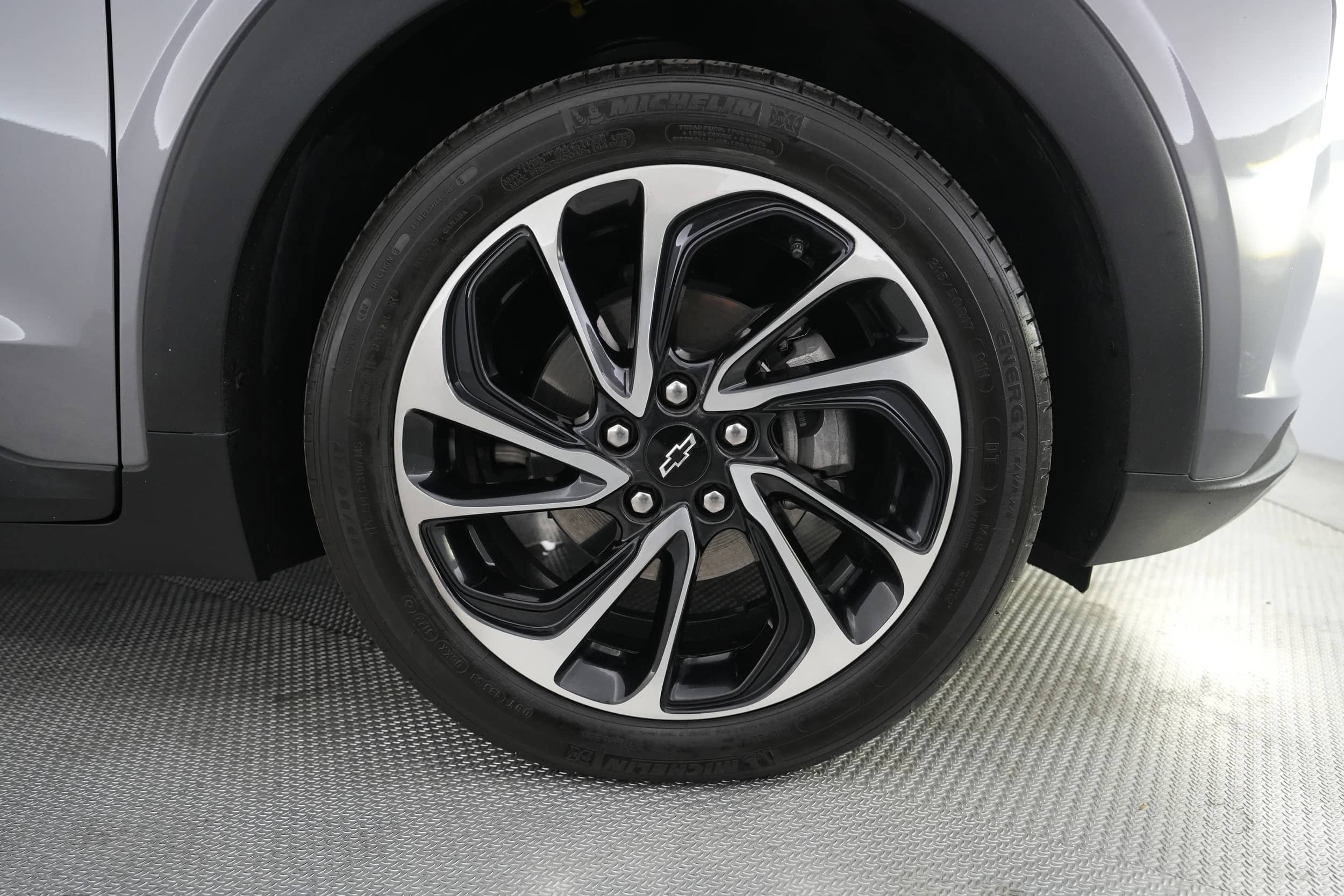 EverCars Co. vehicle image 15 for Chevrolet Bolt EUV -  Premier on EverCars Co.
