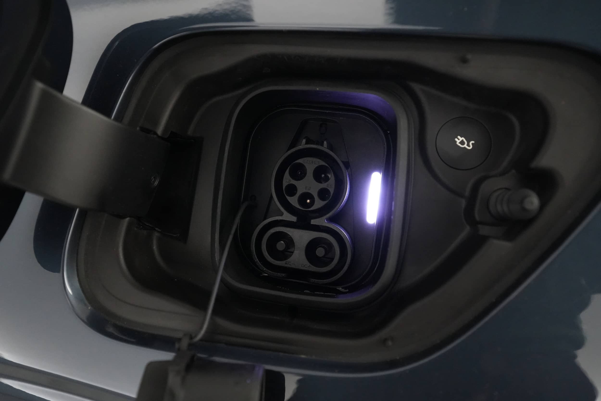 EverCars Co. vehicle image 8 for Polestar 2 -  Long Range Dual Motor on EverCars Co.