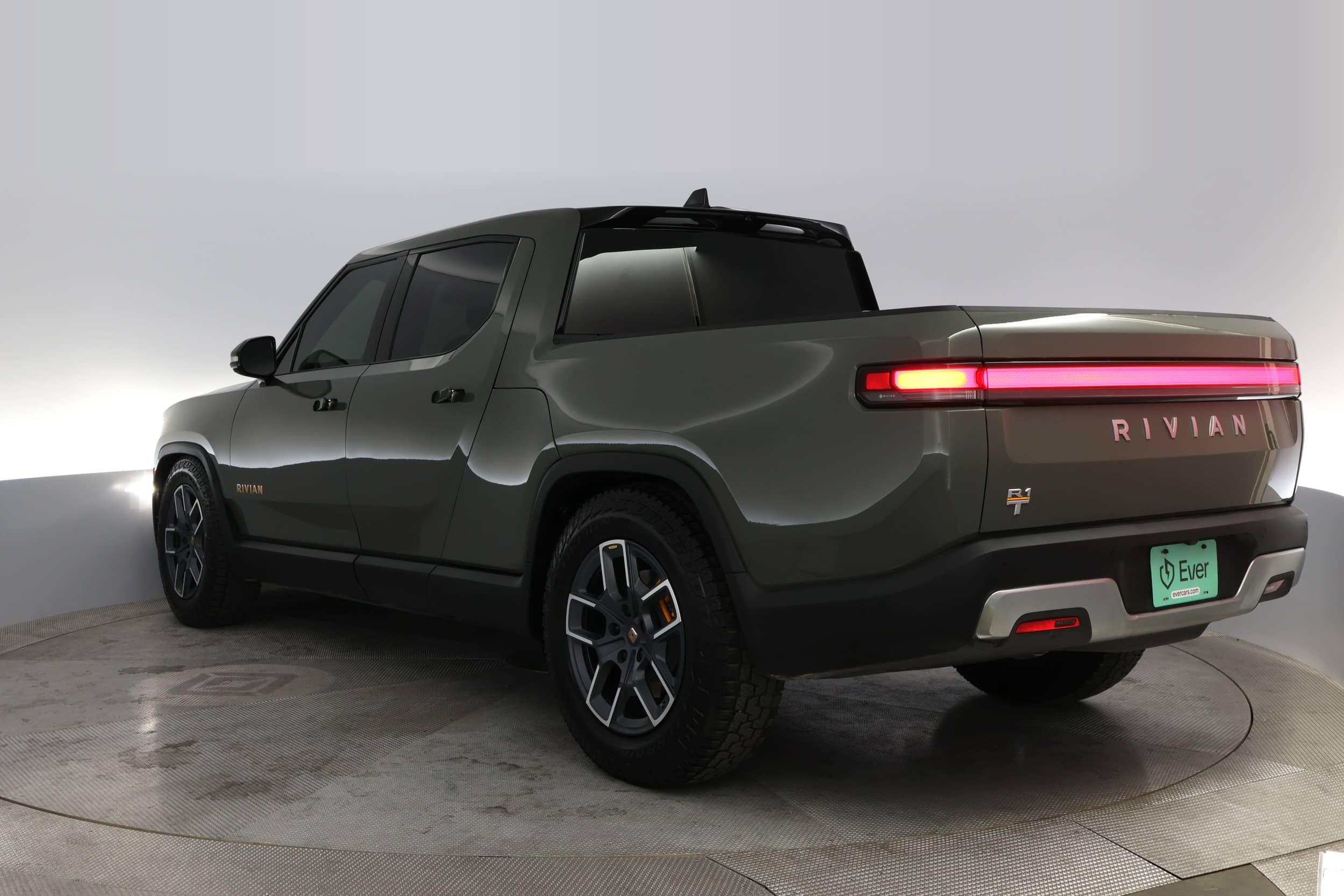 EverCars Co. vehicle image 9 for Rivian R1T -  Launch Edition on EverCars Co.