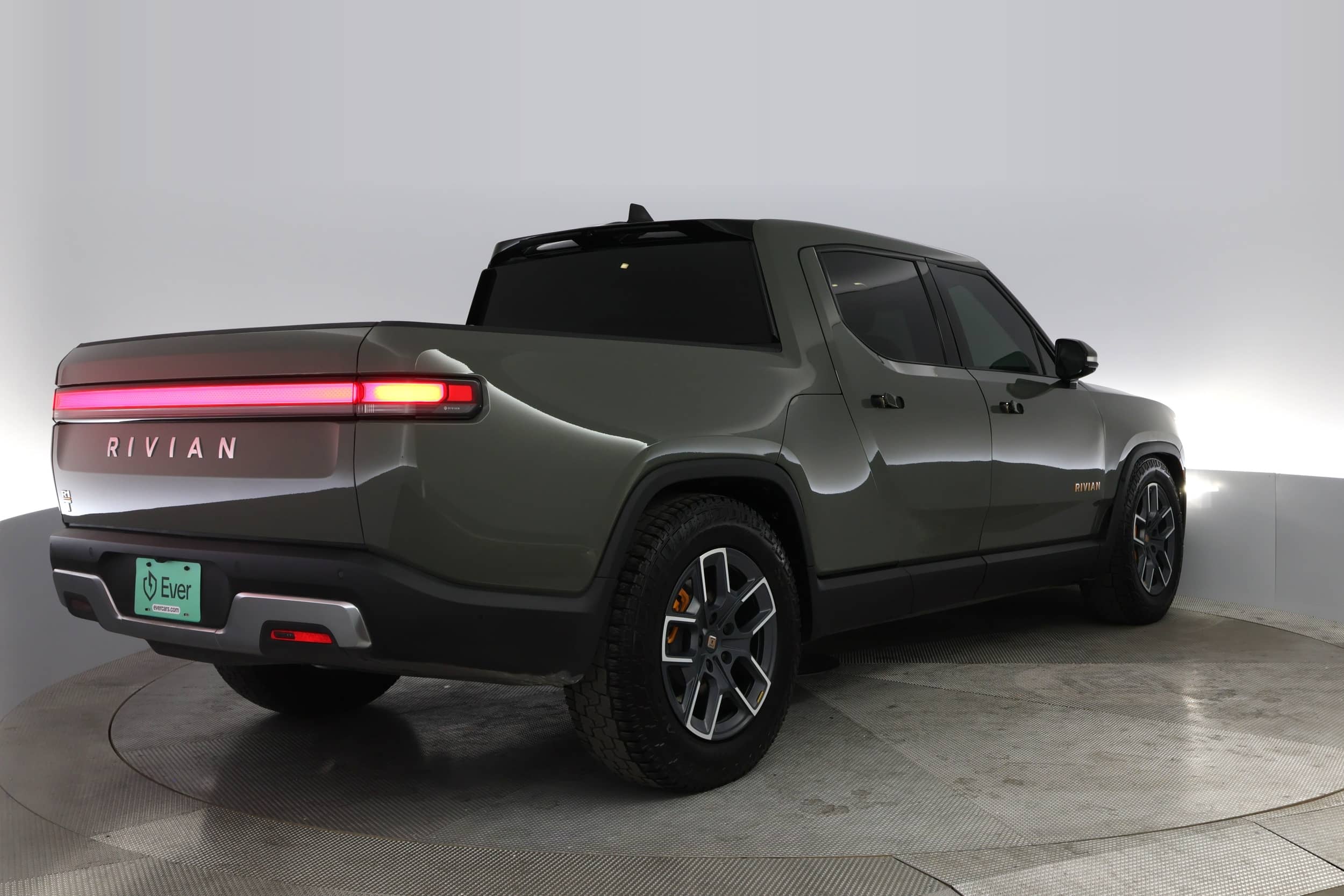EverCars Co. vehicle image 2 for Rivian R1T -  Launch Edition on EverCars Co.