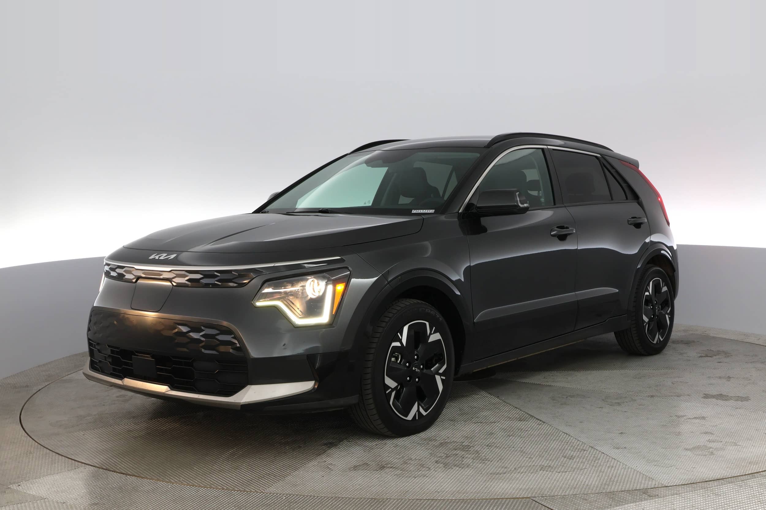 EverCars Co. vehicle image 1 for Kia Niro EV -  Wind on EverCars Co.