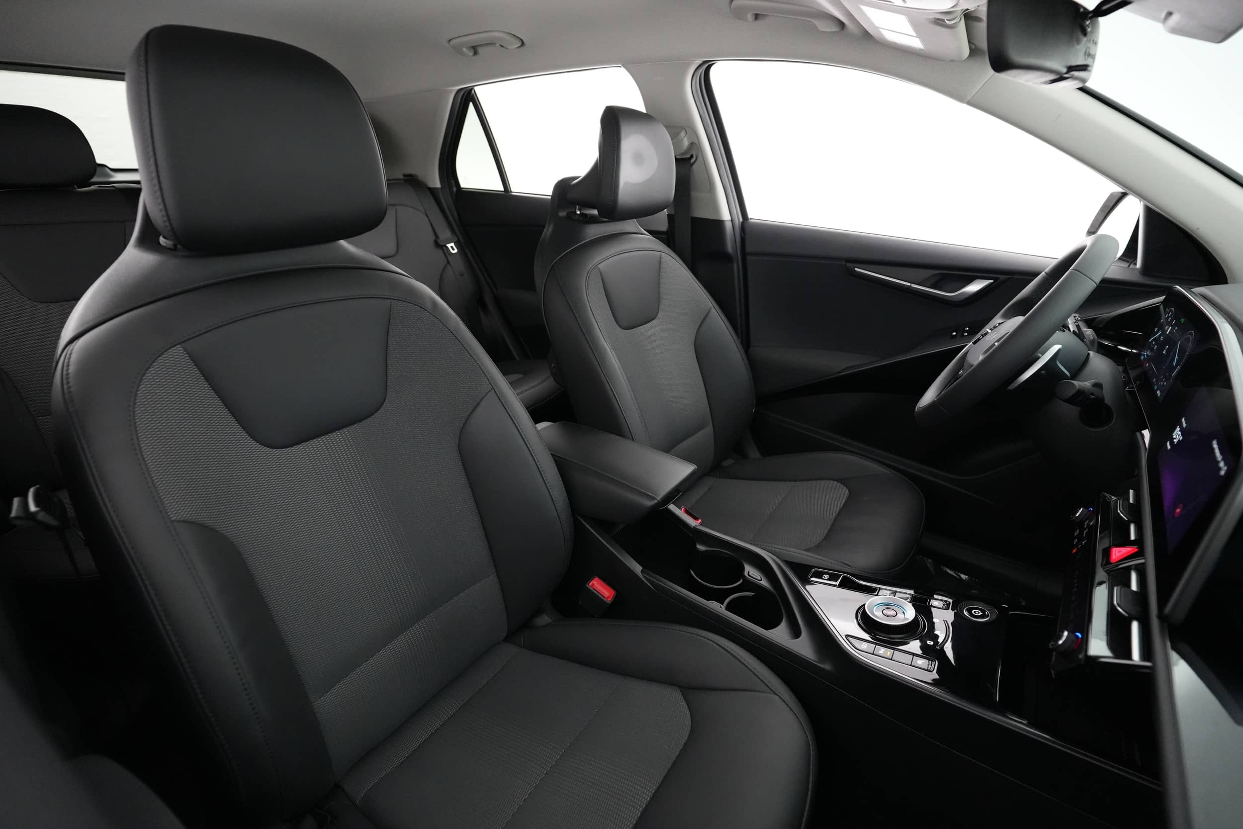 EverCars Co. vehicle image 18 for Kia Niro EV -  Wind on EverCars Co.