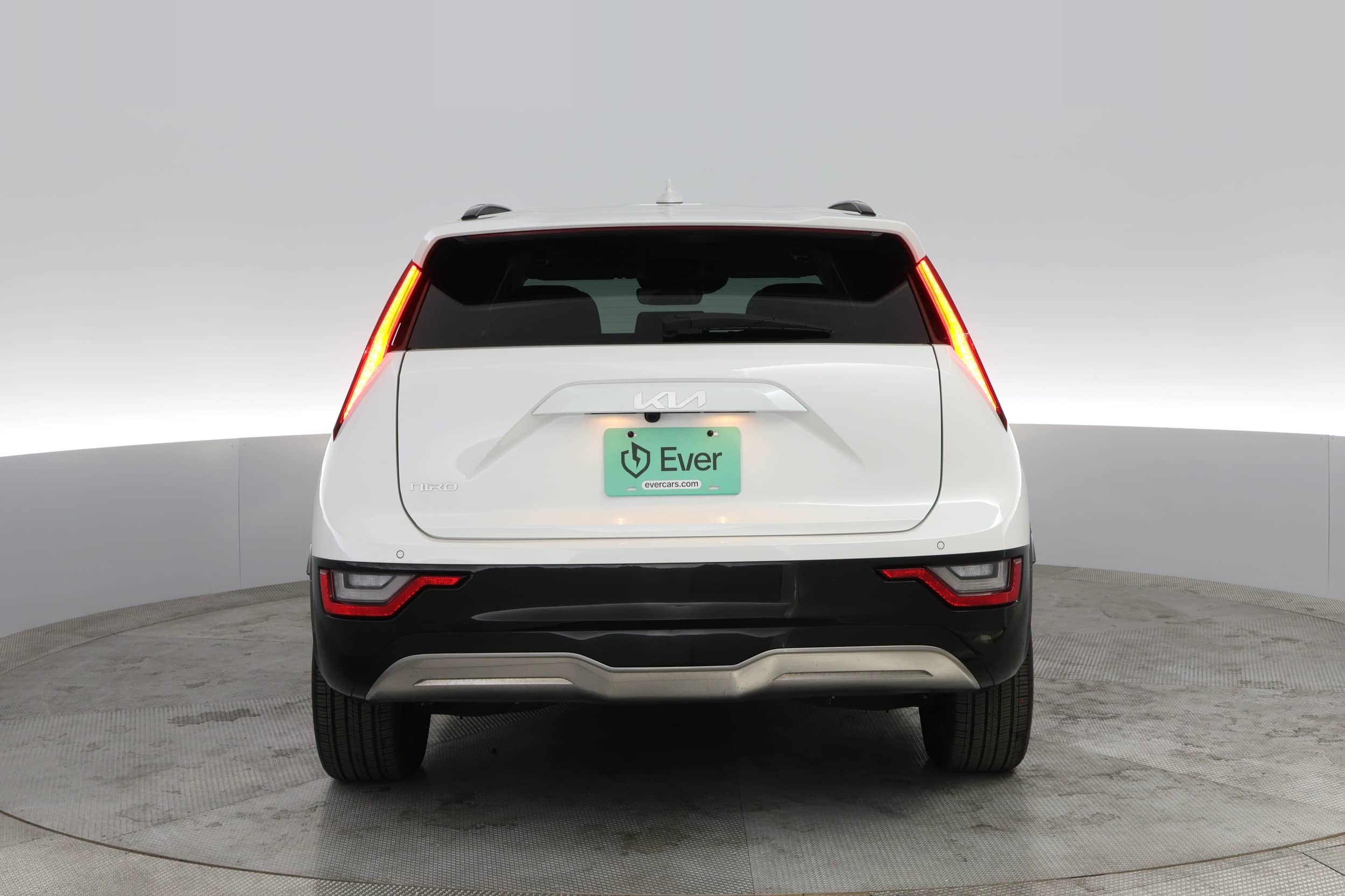 EverCars Co. vehicle image 14 for Kia Niro EV -  Wave on EverCars Co.