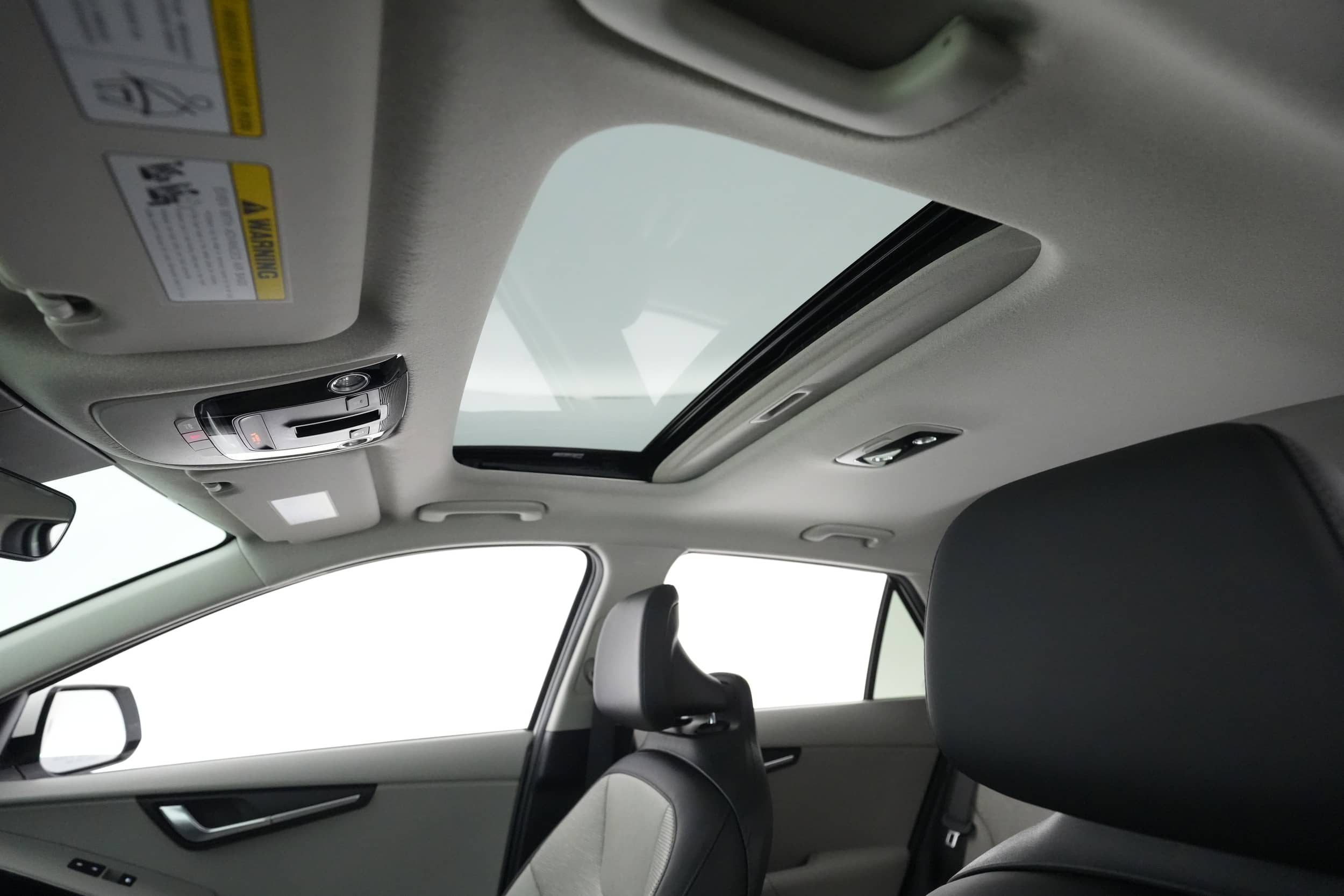 EverCars Co. vehicle image 19 for Kia Niro EV -  Wave on EverCars Co.