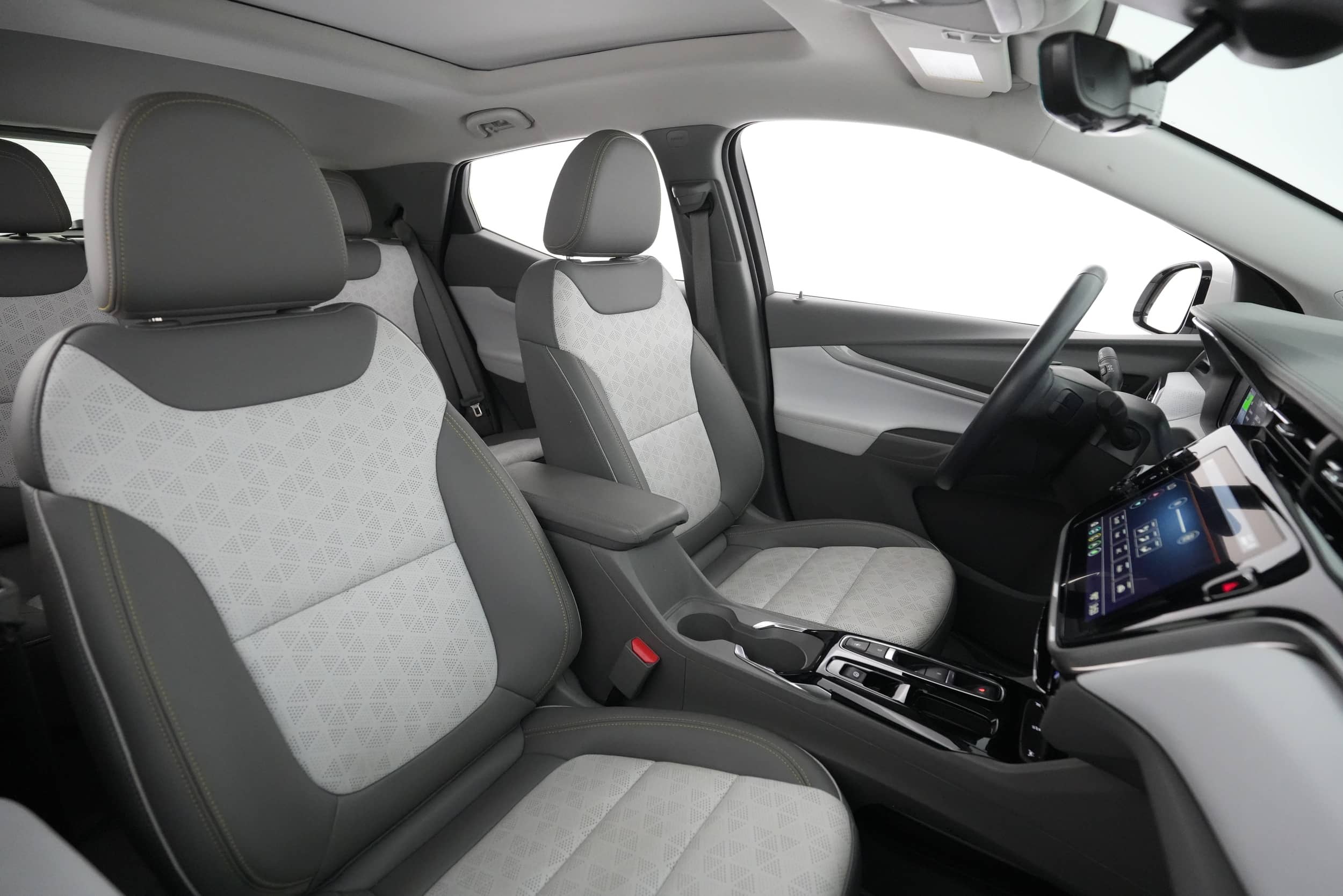 EverCars Co. vehicle image 20 for Chevrolet Bolt EUV -  Premier on EverCars Co.