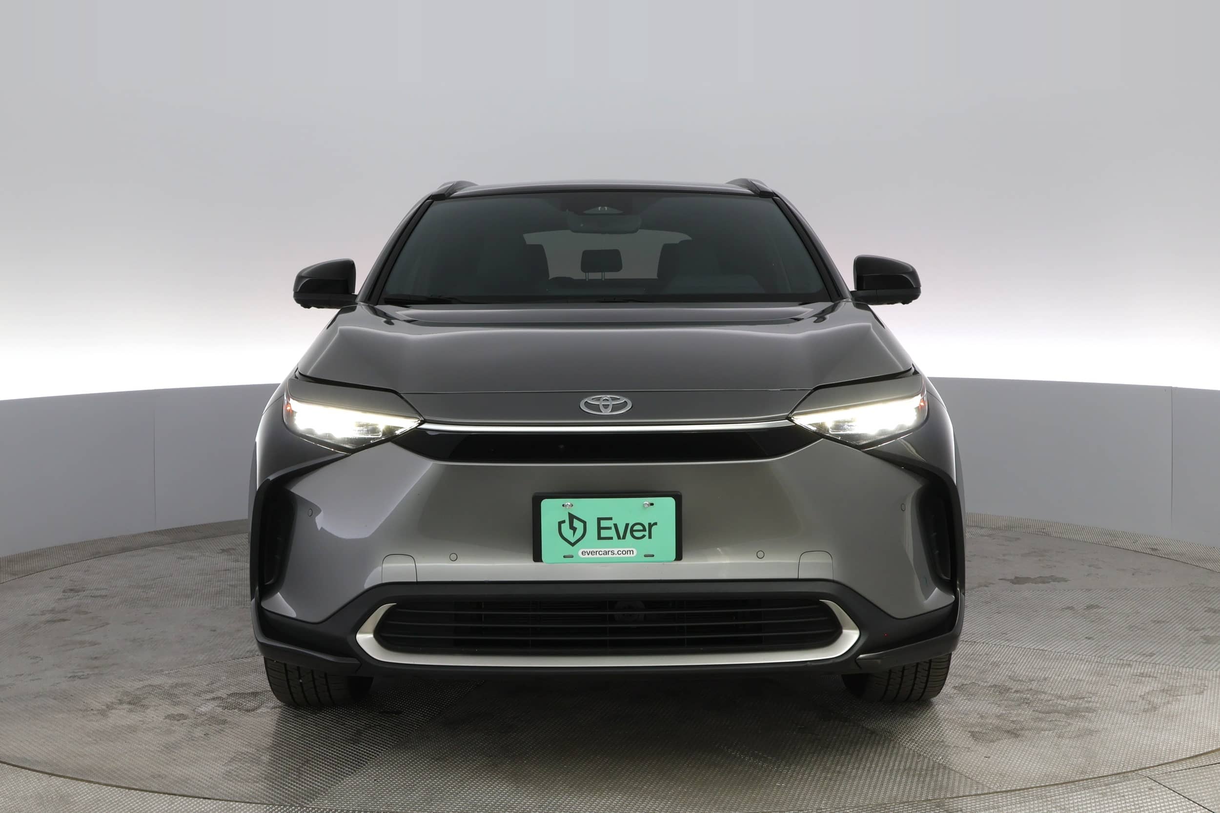 EverCars Co. vehicle image 13 for Toyota bZ4 X -  Limited on EverCars Co.