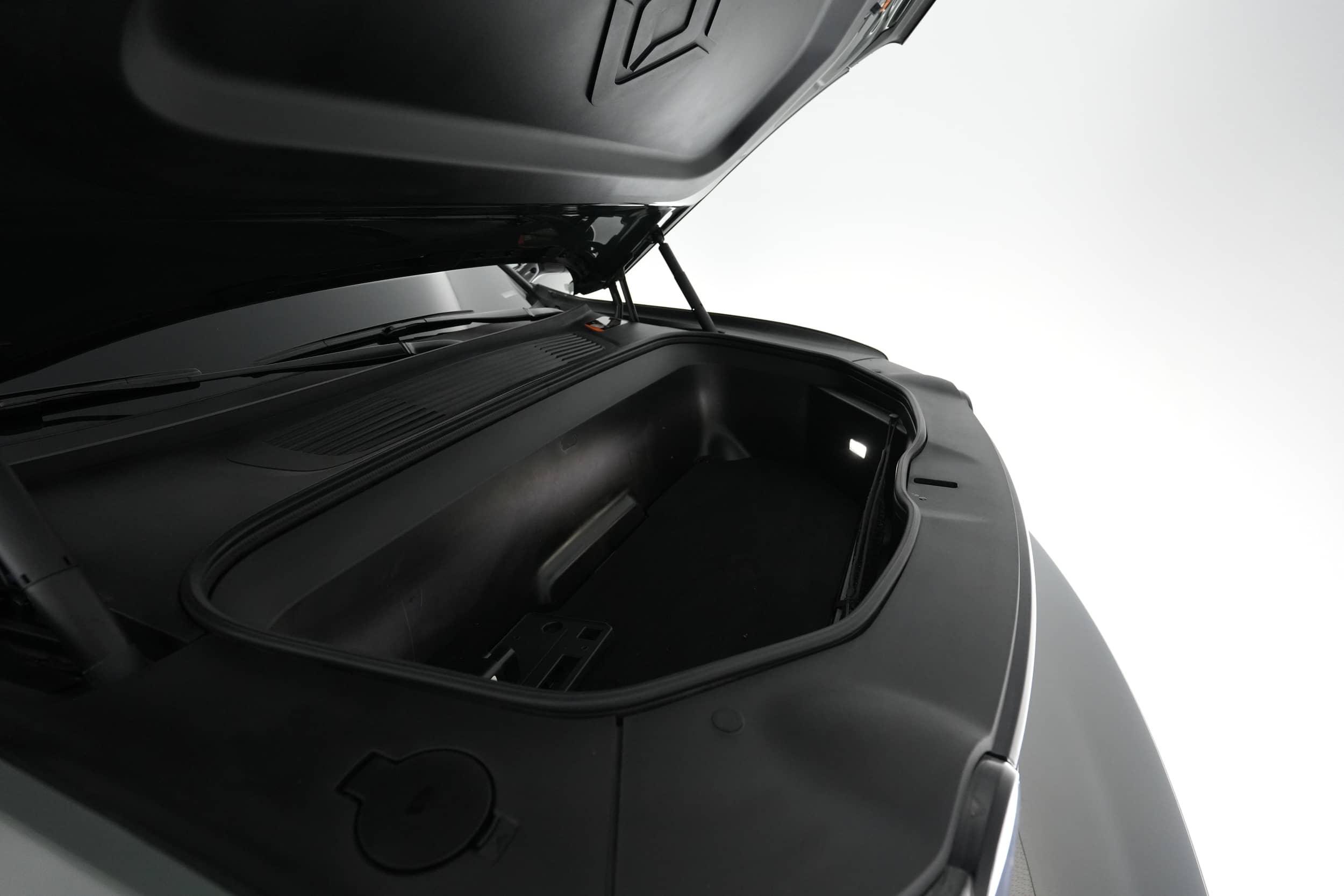 EverCars Co. vehicle image 25 for Rivian R1S -  Adventure on EverCars Co.
