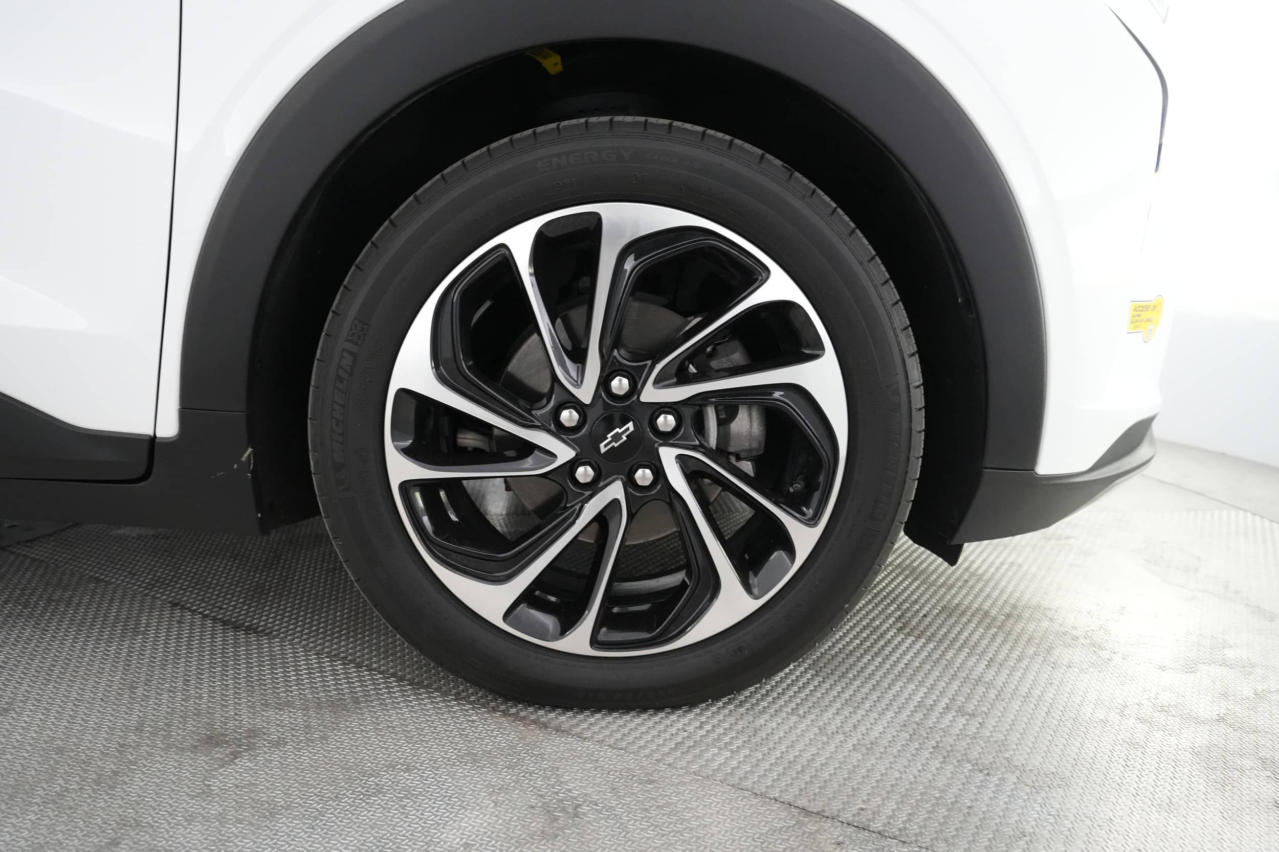 EverCars Co. vehicle image 17 for Chevrolet Bolt EUV -  Premier on EverCars Co.