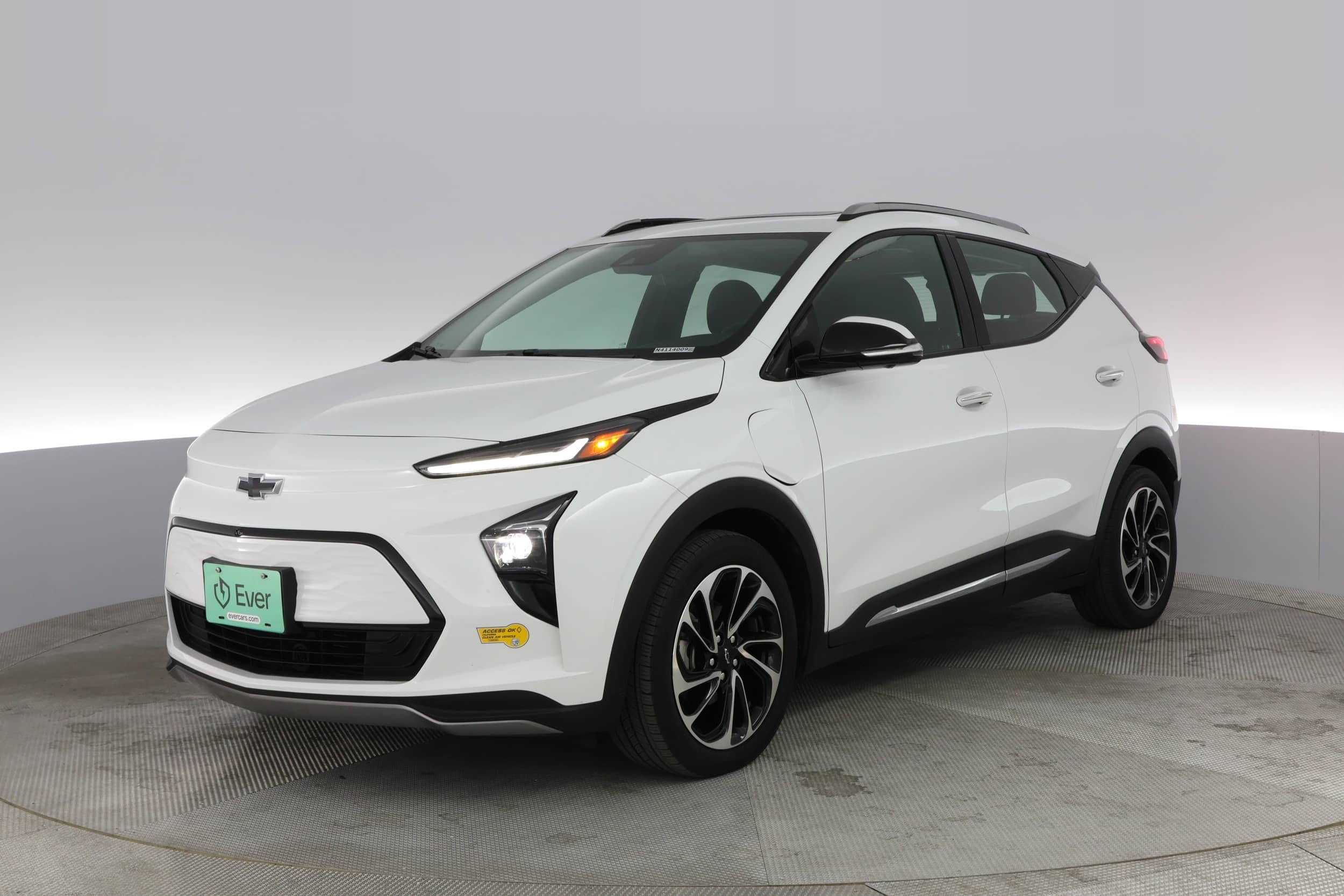EverCars Co. vehicle image 1 for Chevrolet Bolt EUV -  Premier on EverCars Co.
