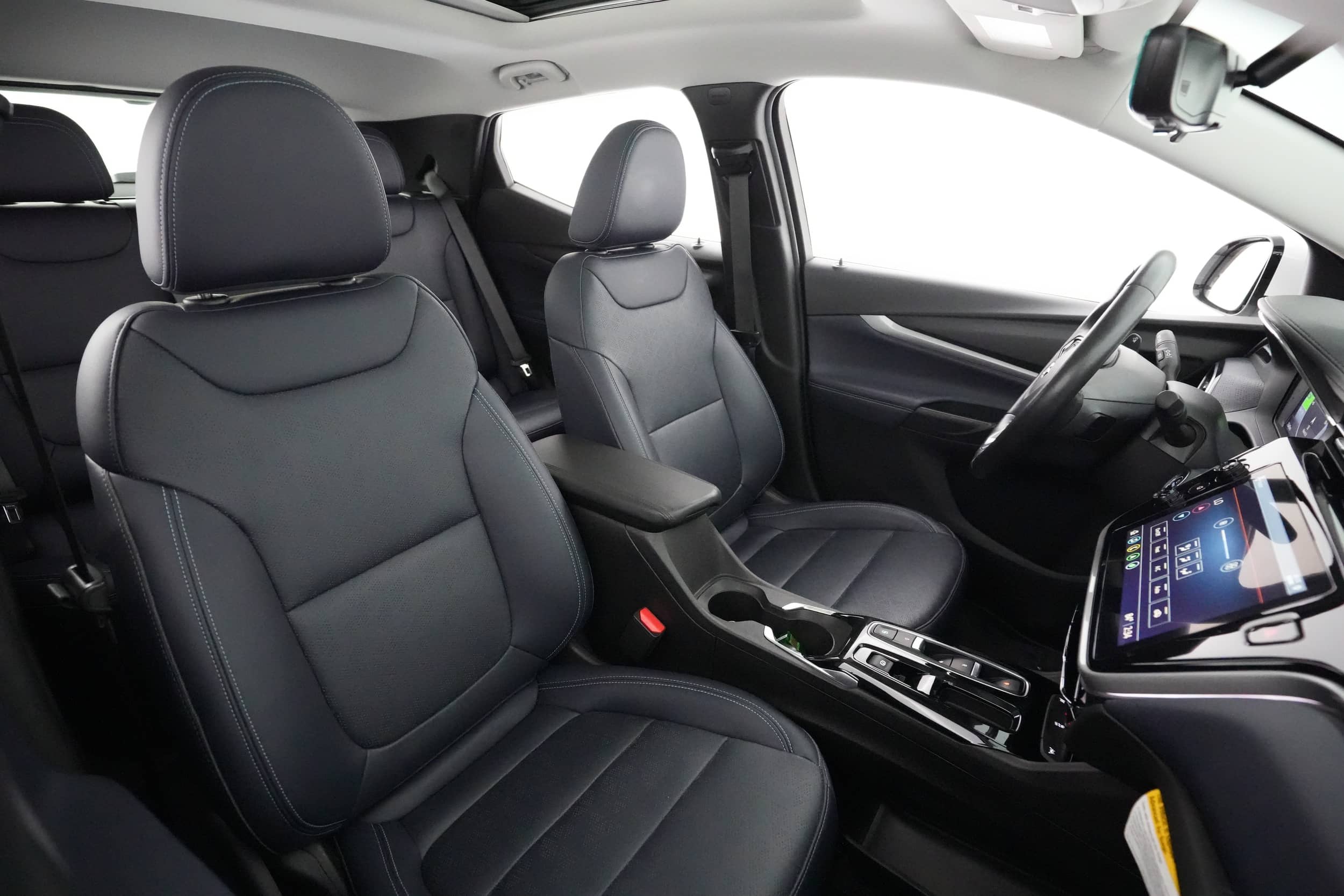 EverCars Co. vehicle image 18 for Chevrolet Bolt EUV -  Premier on EverCars Co.