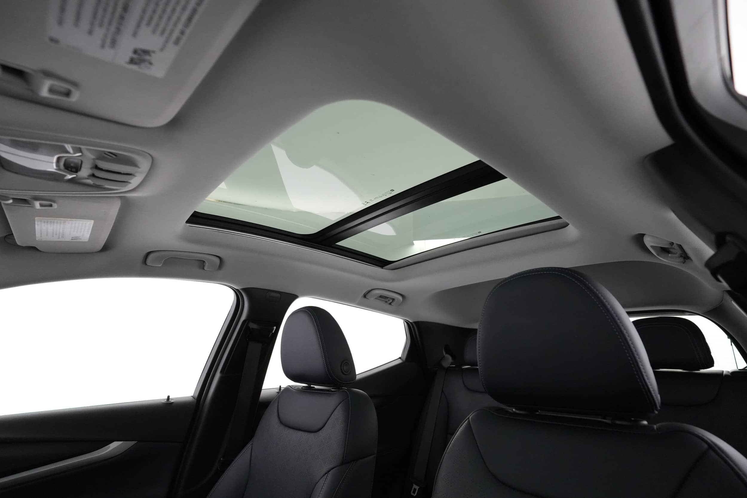 EverCars Co. vehicle image 19 for Chevrolet Bolt EUV -  Premier on EverCars Co.