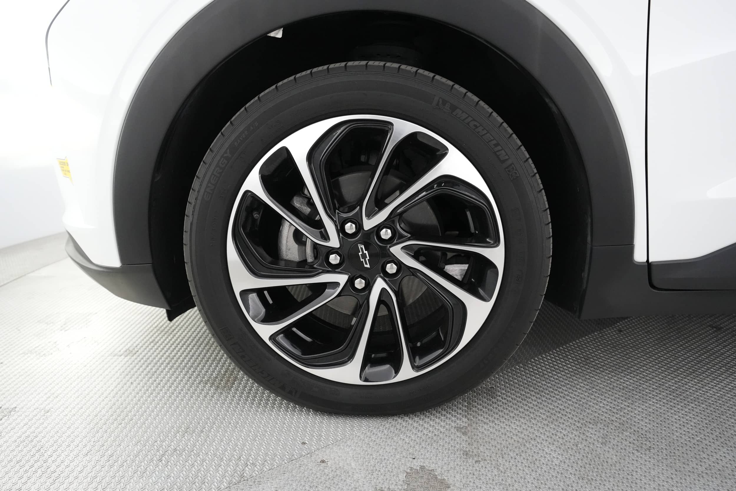 EverCars Co. vehicle image 7 for Chevrolet Bolt EUV -  Premier on EverCars Co.