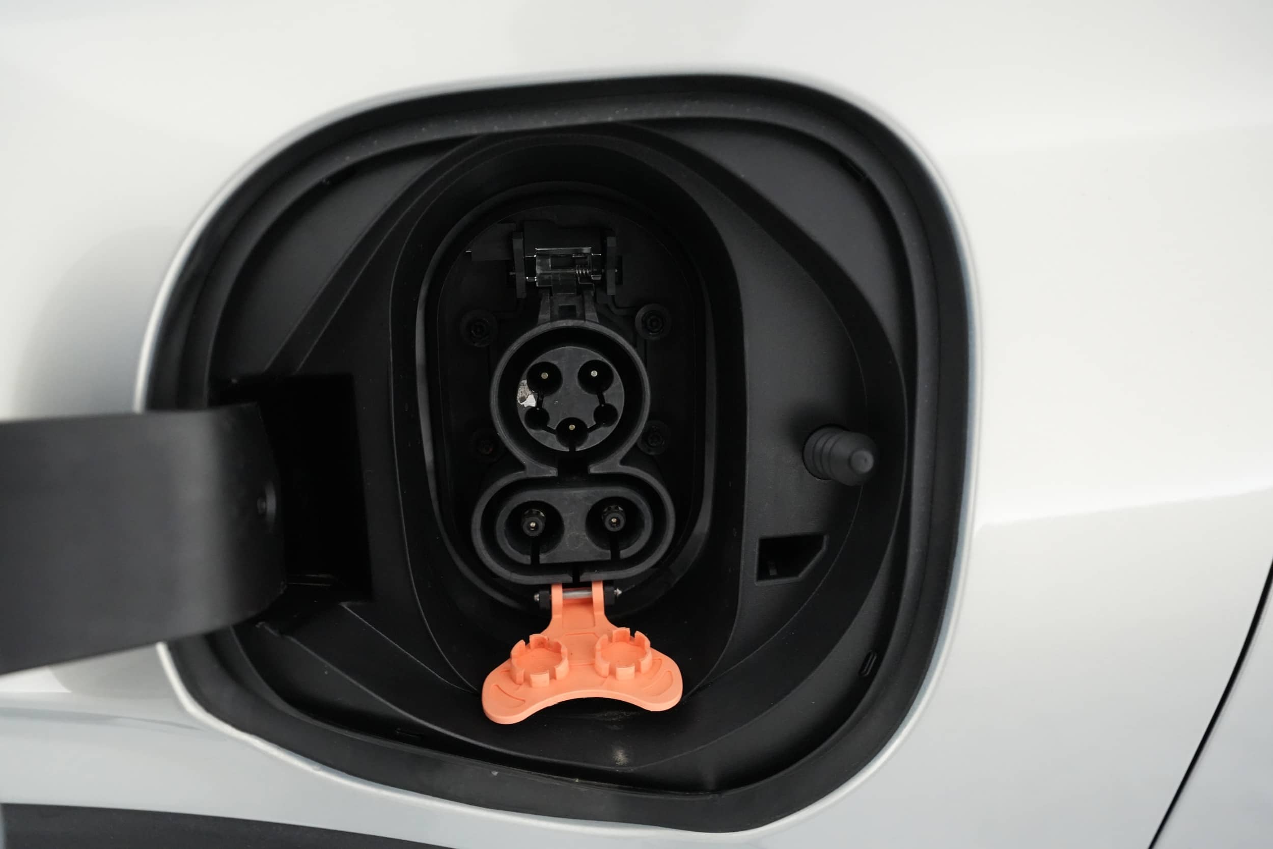 EverCars Co. vehicle image 8 for Chevrolet Bolt EUV -  Premier on EverCars Co.