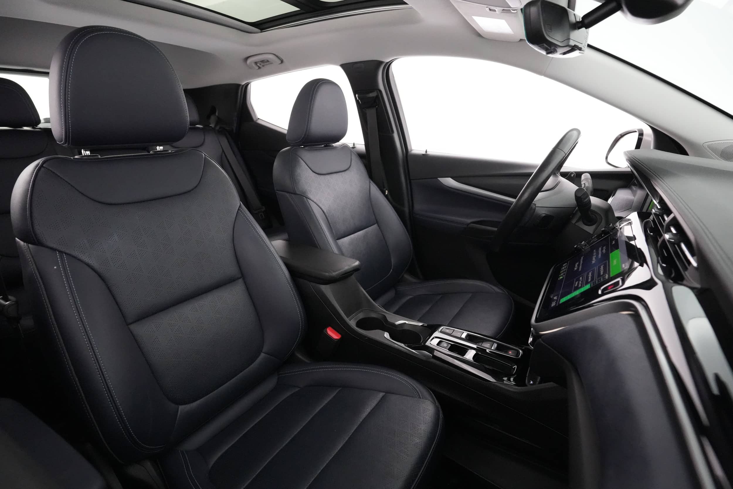 EverCars Co. vehicle image 19 for Chevrolet Bolt EUV -  Premier on EverCars Co.
