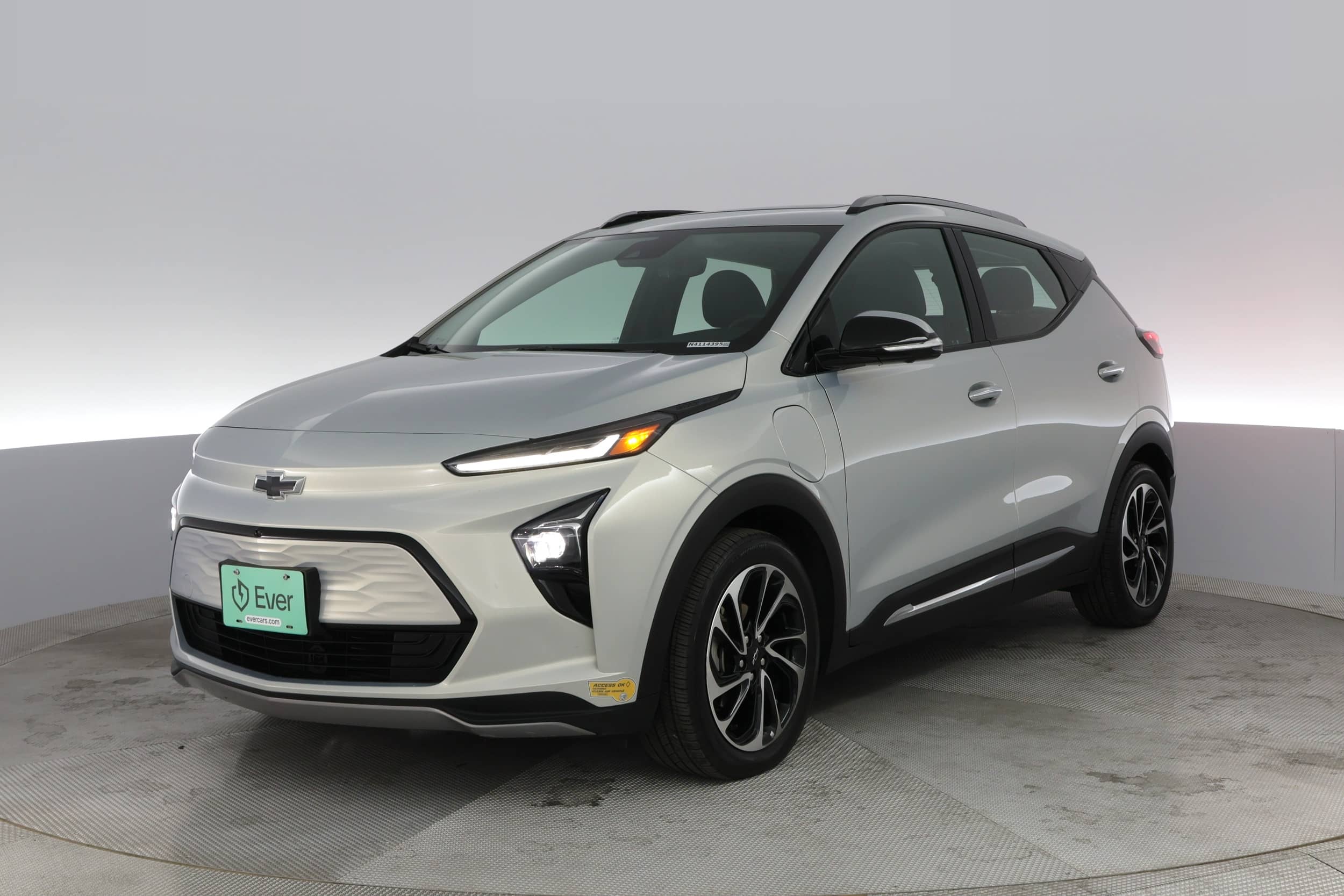 EverCars Co. vehicle image 1 for Chevrolet Bolt EUV -  Premier on EverCars Co.