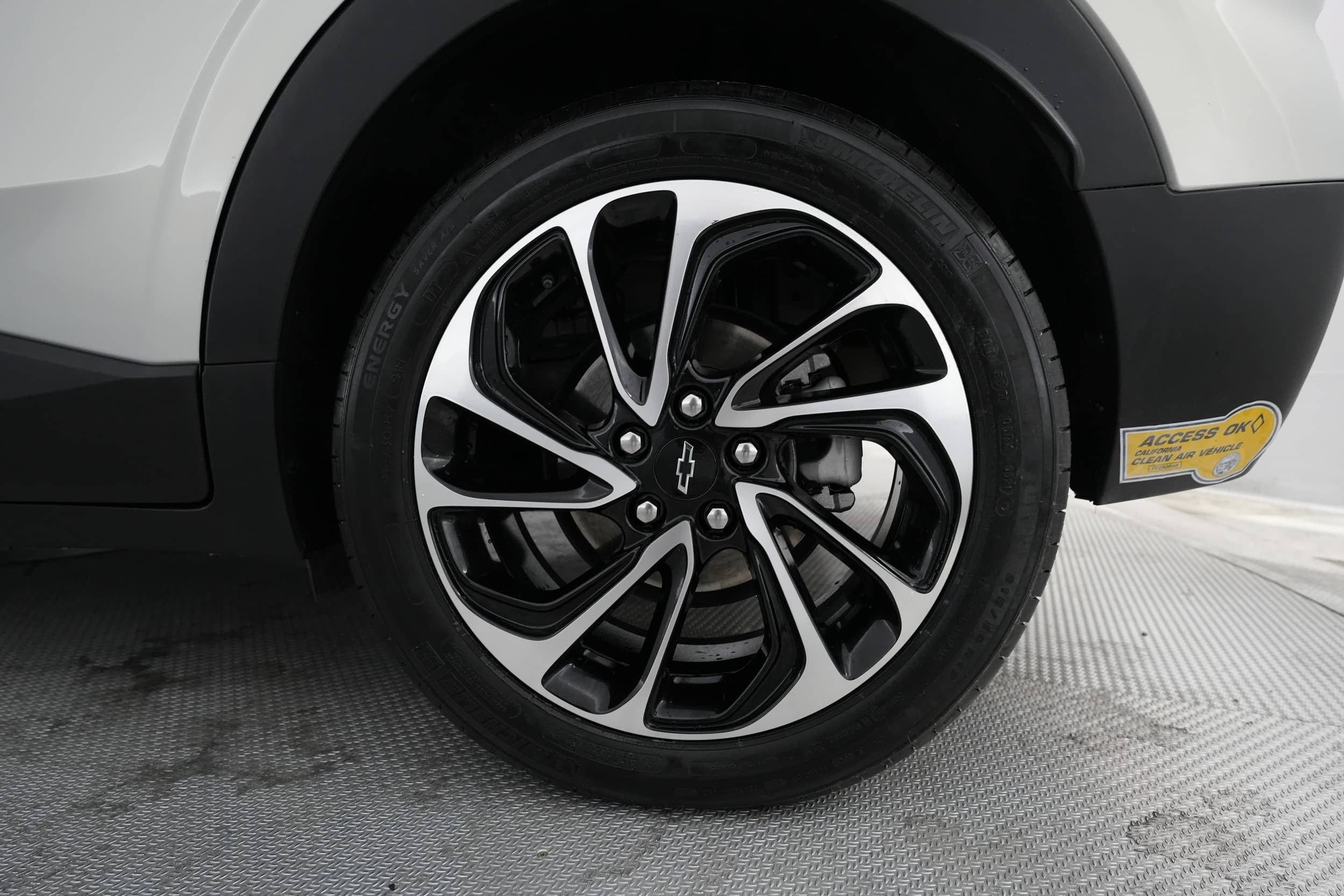 EverCars Co. vehicle image 7 for Chevrolet Bolt EUV -  Premier on EverCars Co.