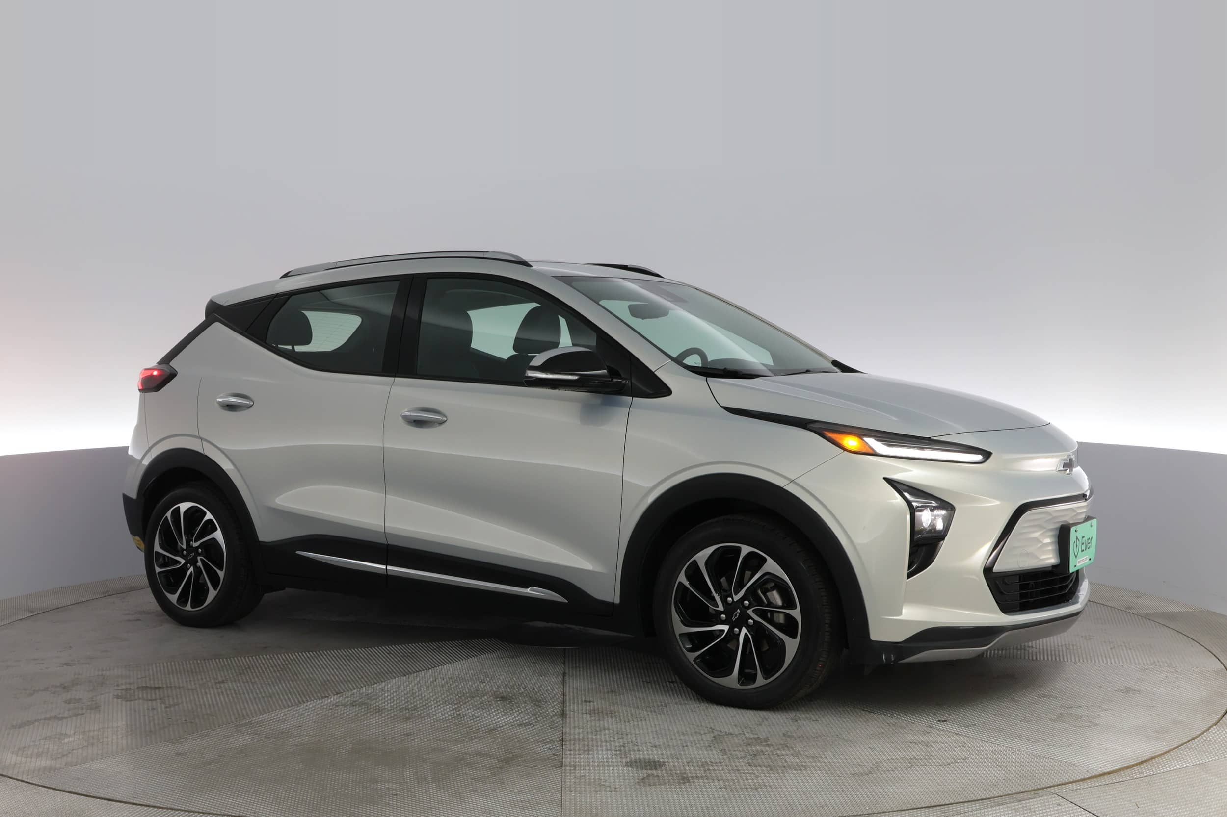 EverCars Co. vehicle image 11 for Chevrolet Bolt EUV -  Premier on EverCars Co.