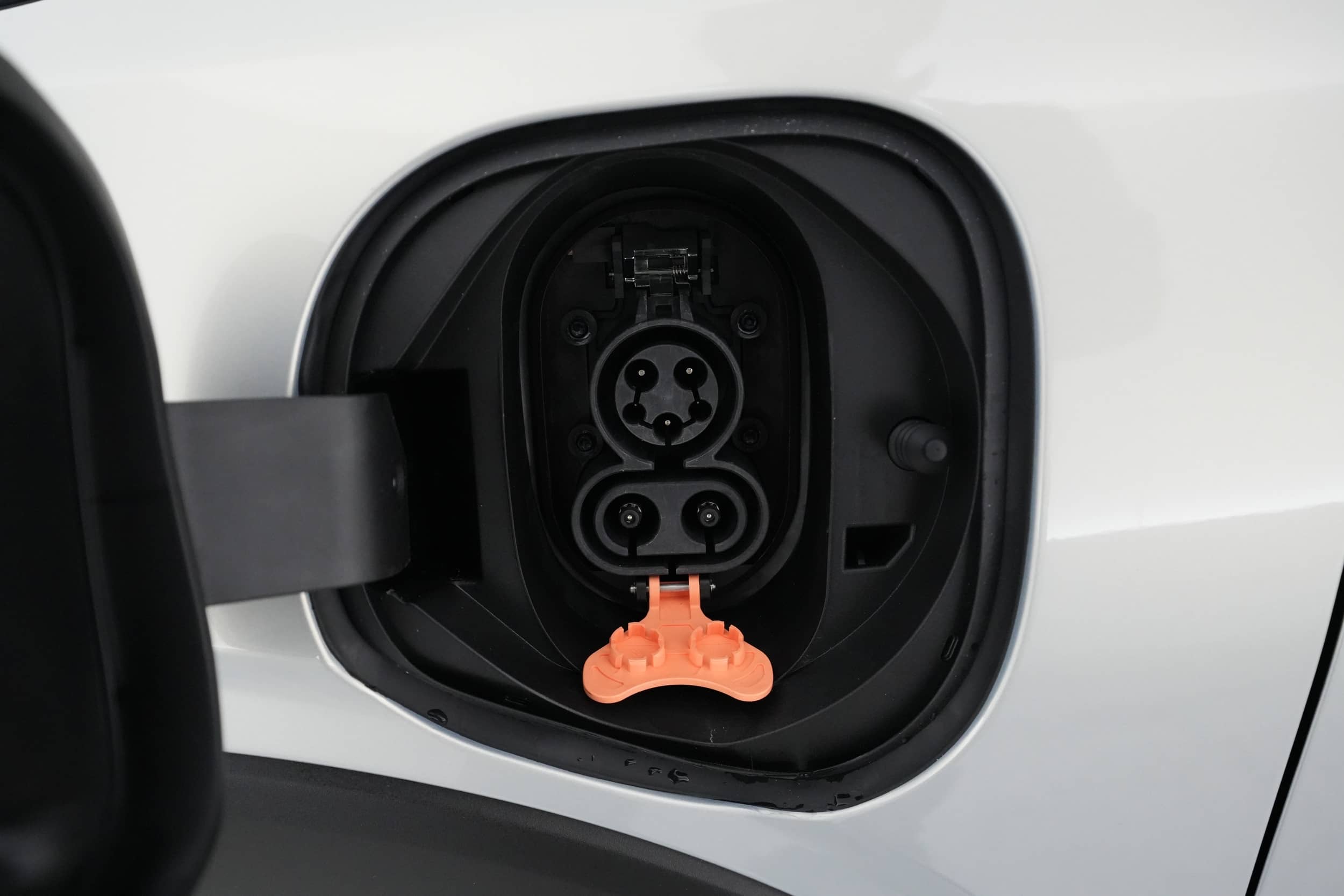 EverCars Co. vehicle image 8 for Chevrolet Bolt EUV -  Premier on EverCars Co.