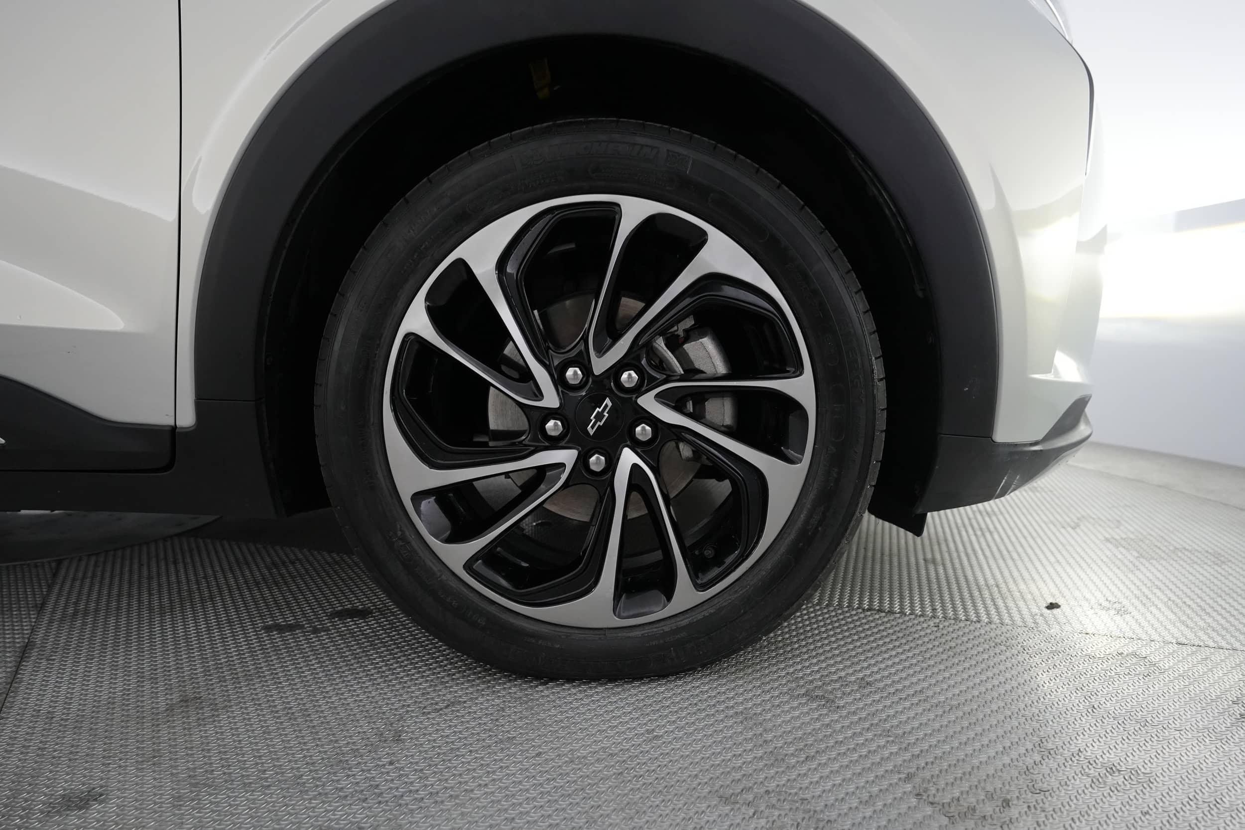 EverCars Co. vehicle image 16 for Chevrolet Bolt EUV -  Premier on EverCars Co.