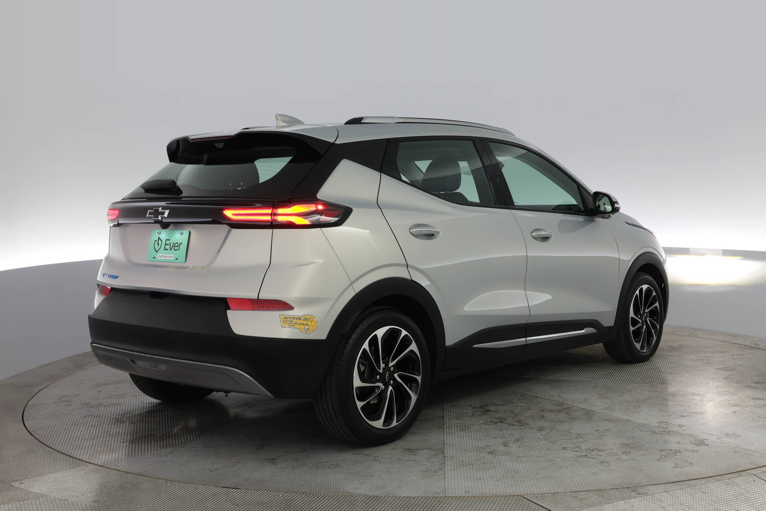 EverCars Co. vehicle image 3 for Chevrolet Bolt EUV -  Premier on EverCars Co.