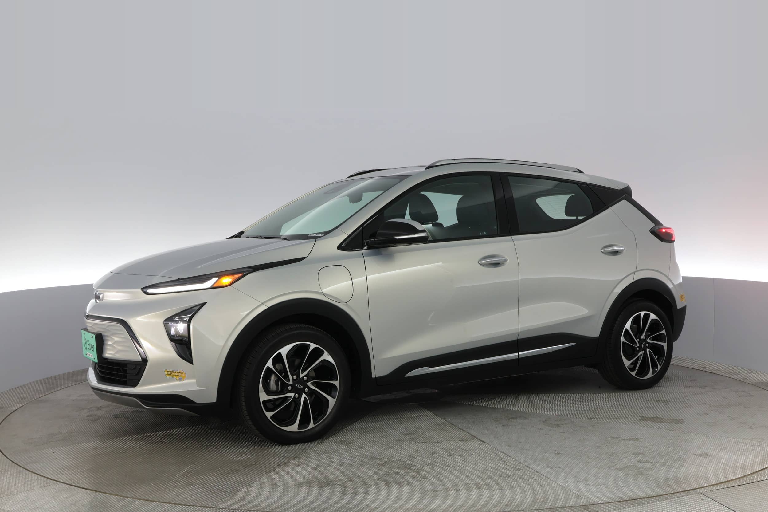 EverCars Co. vehicle image 10 for Chevrolet Bolt EUV -  Premier on EverCars Co.
