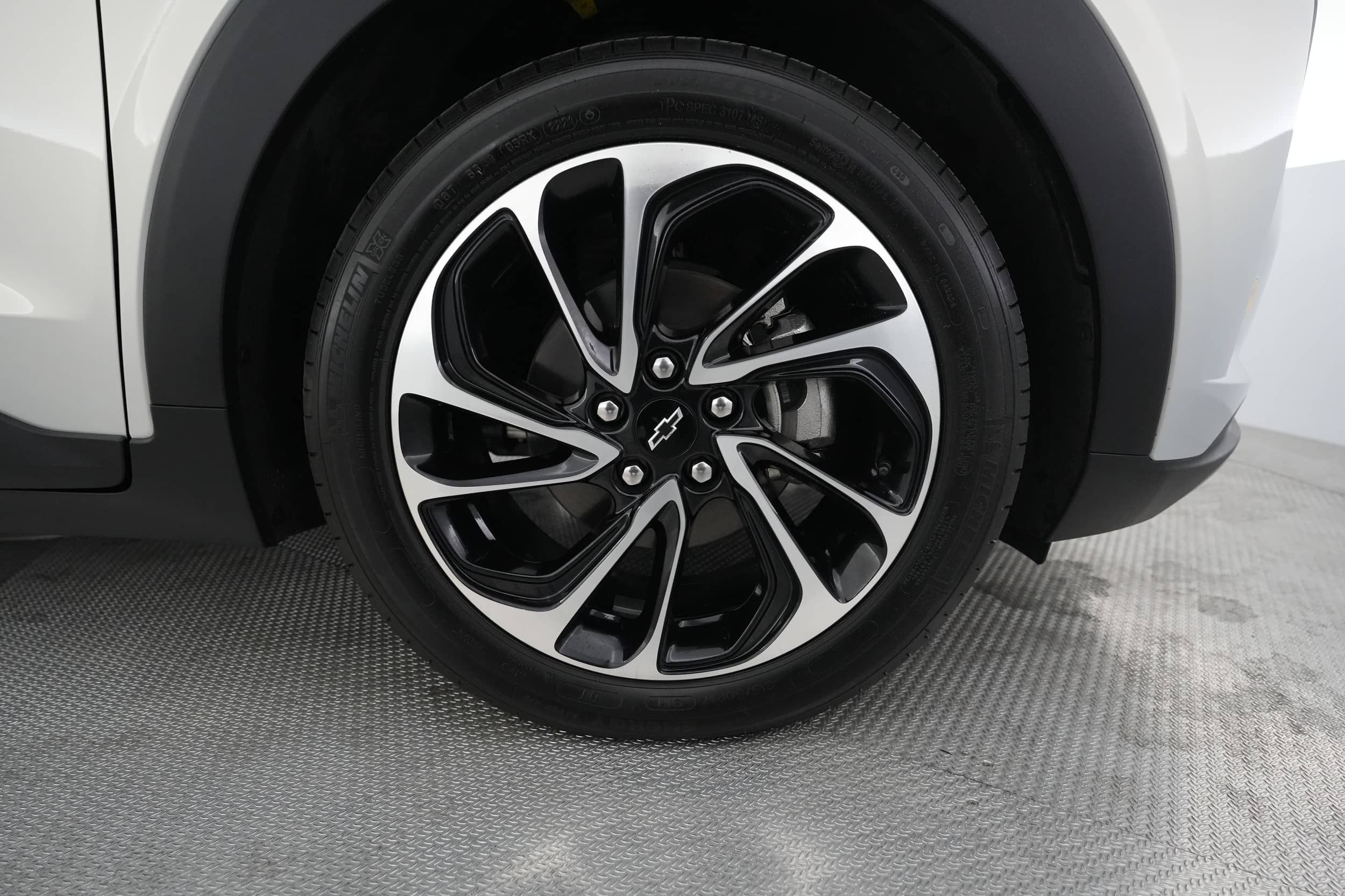 EverCars Co. vehicle image 15 for Chevrolet Bolt EUV -  Premier on EverCars Co.