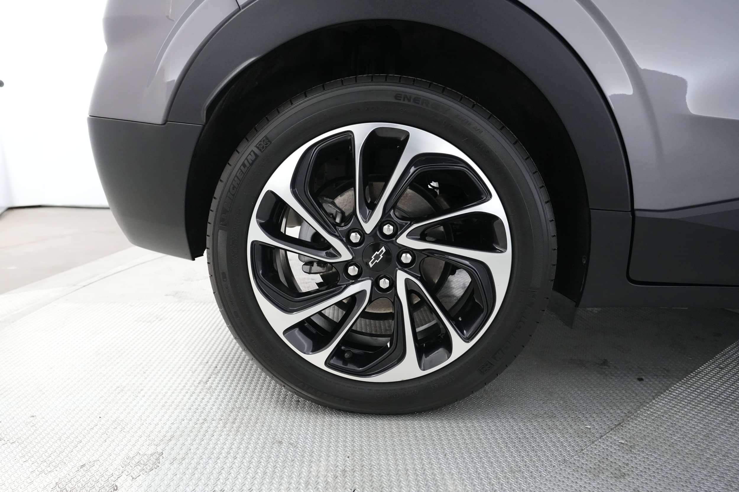 EverCars Co. vehicle image 16 for Chevrolet Bolt EUV -  Premier on EverCars Co.
