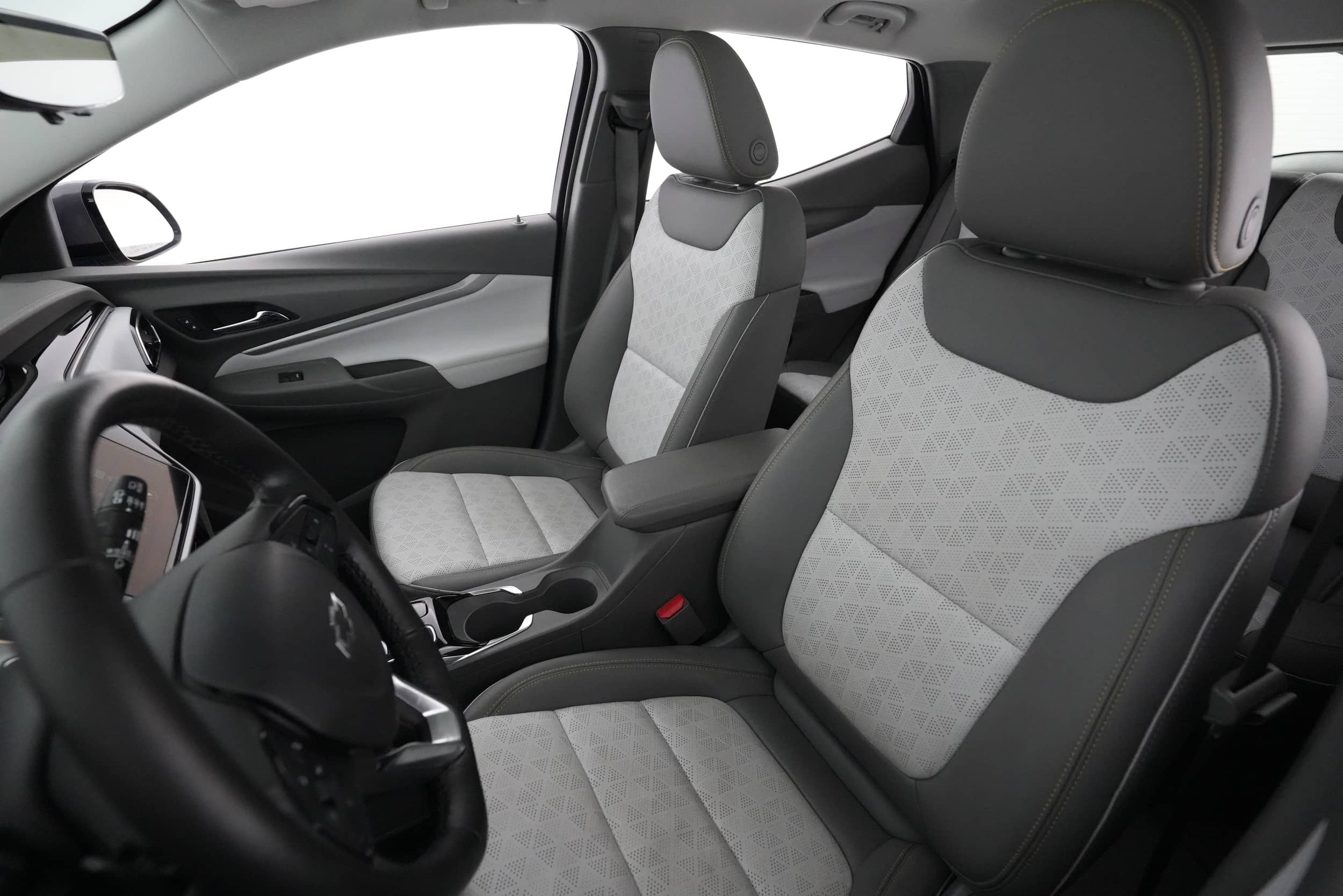 EverCars Co. vehicle image 3 for Chevrolet Bolt EUV -  Premier on EverCars Co.