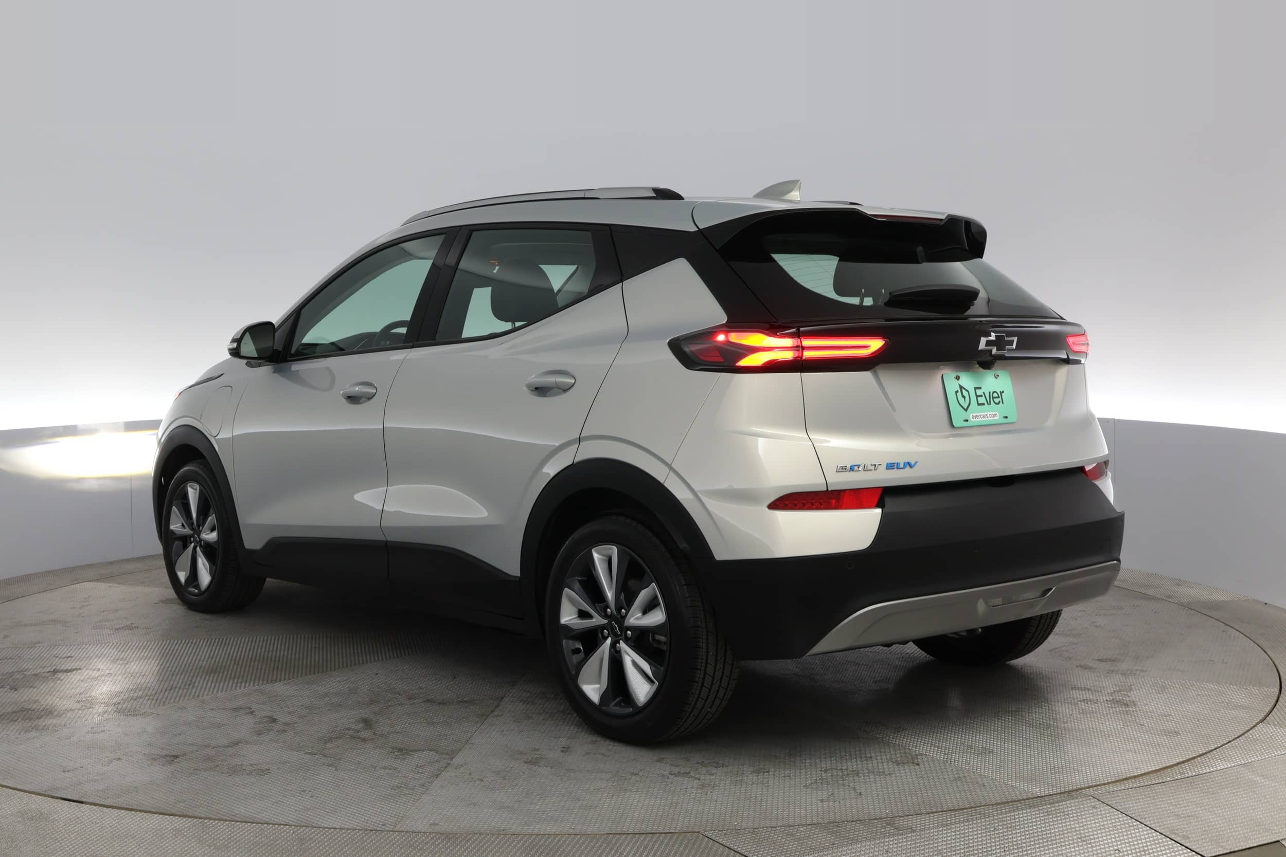 EverCars Co. vehicle image 9 for Chevrolet Bolt EUV -  LT on EverCars Co.