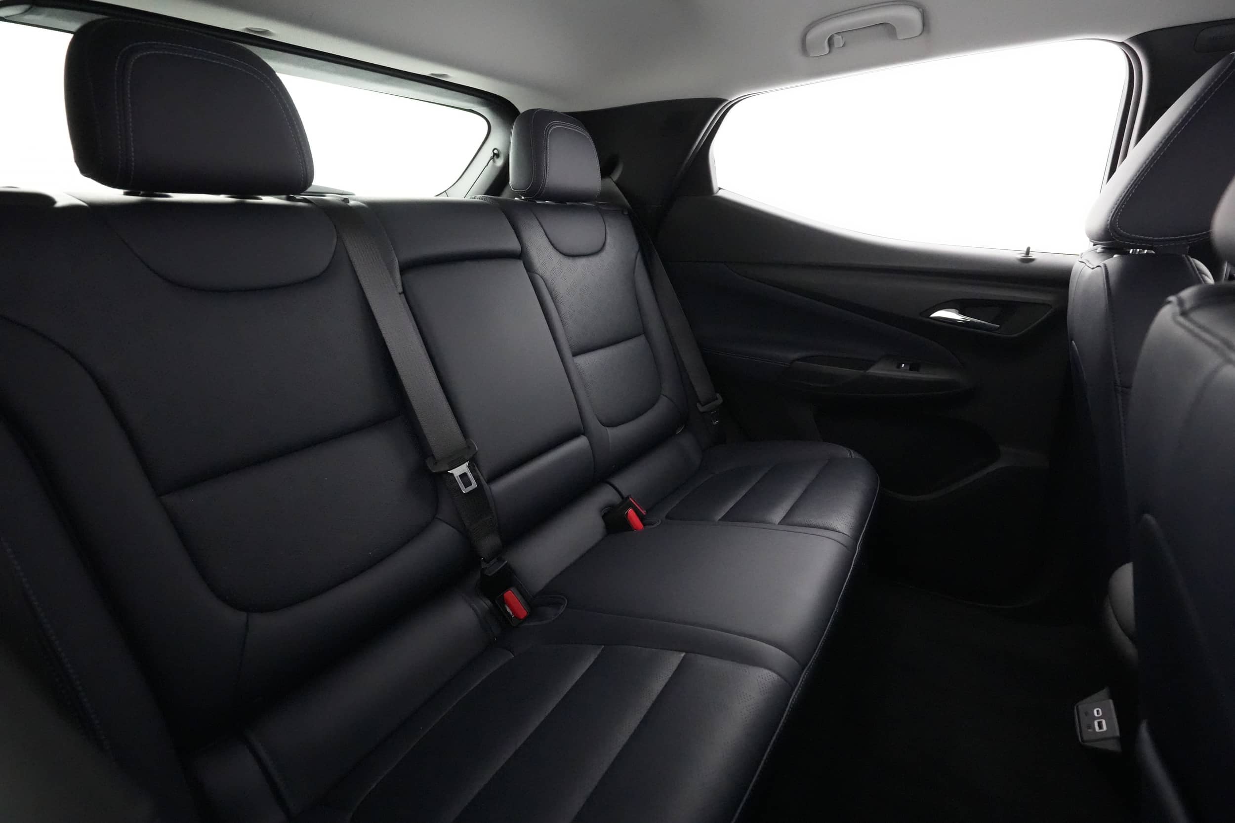 EverCars Co. vehicle image 4 for Chevrolet Bolt EUV -  LT on EverCars Co.