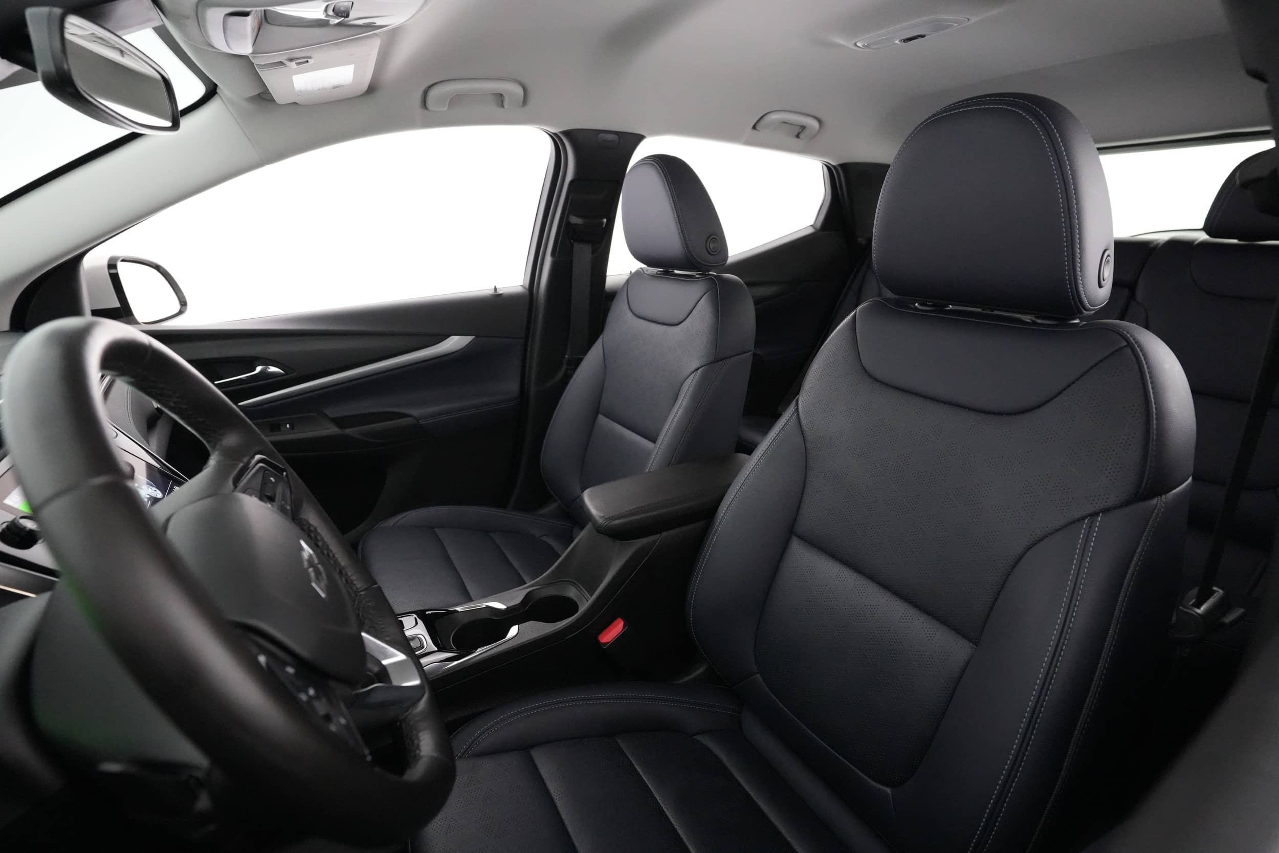 EverCars Co. vehicle image 3 for Chevrolet Bolt EUV -  LT on EverCars Co.