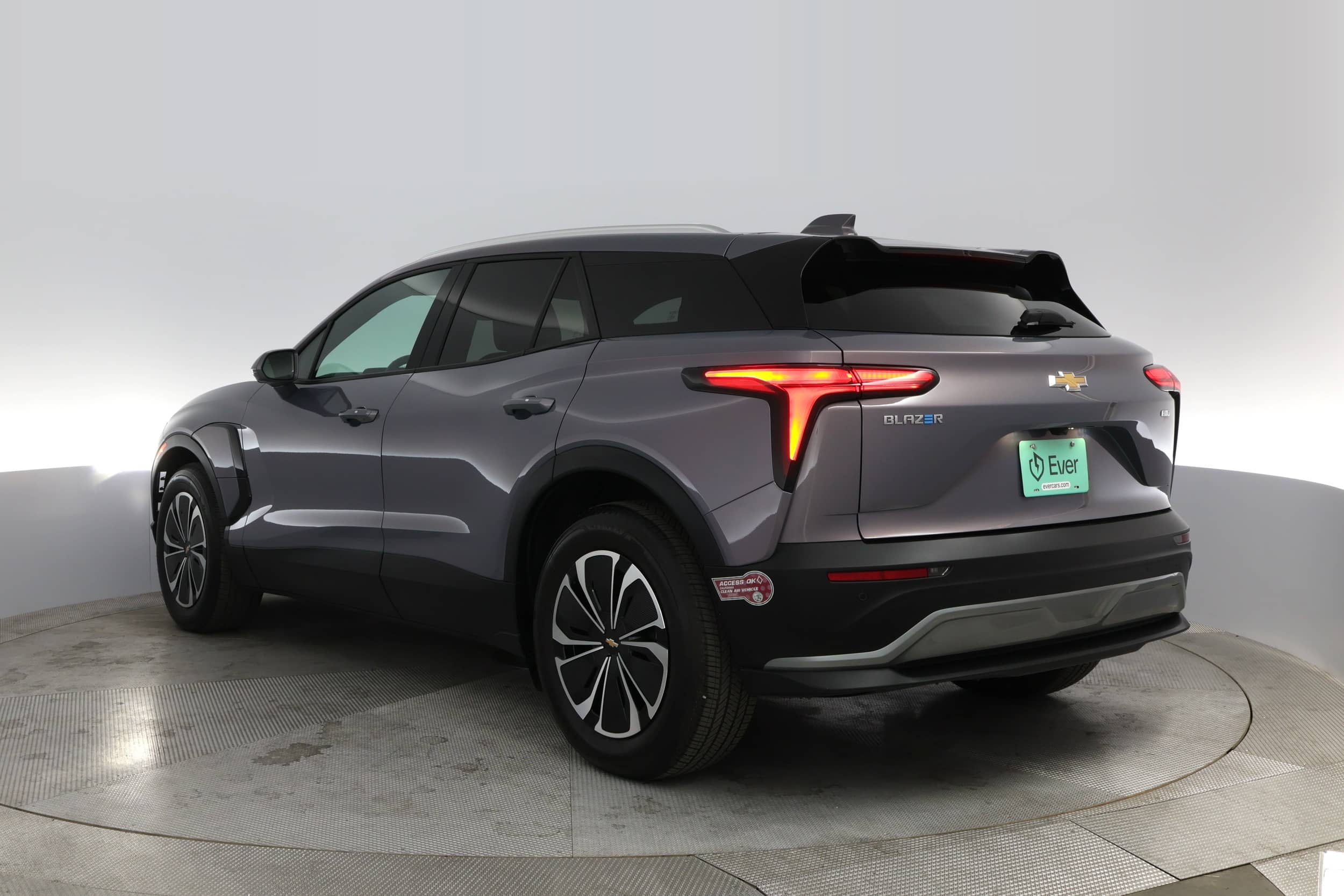 EverCars Co. vehicle image 9 for Chevrolet Blazer EV -  LT on EverCars Co.