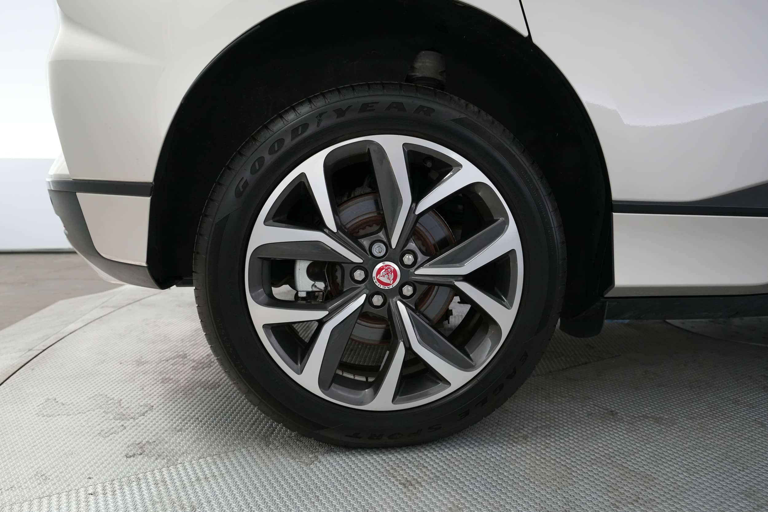 EverCars Co. vehicle image 15 for Jaguar I-Pace -  HSE on EverCars Co.