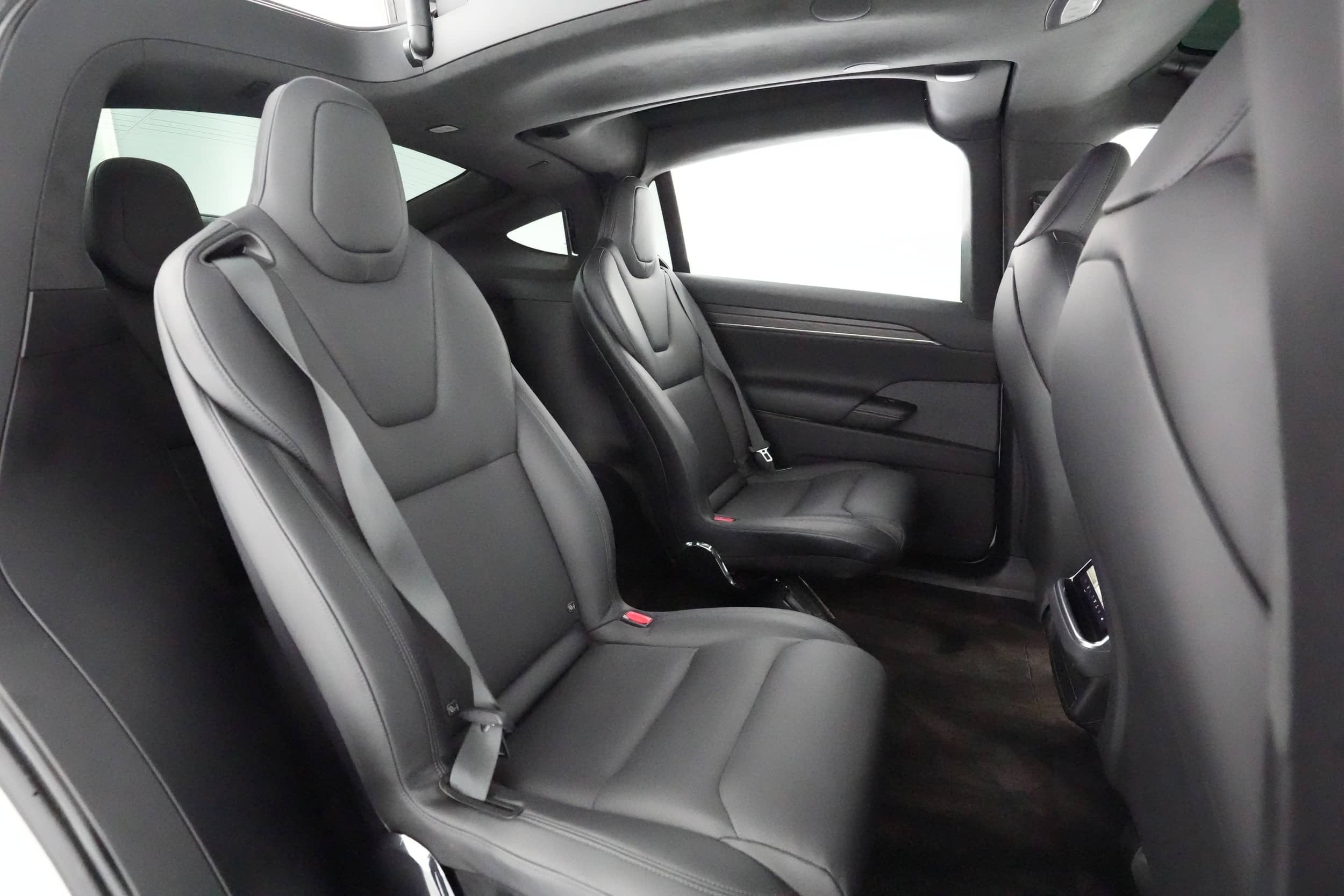 EverCars Co. vehicle image 4 for Tesla Model X -  Base on EverCars Co.
