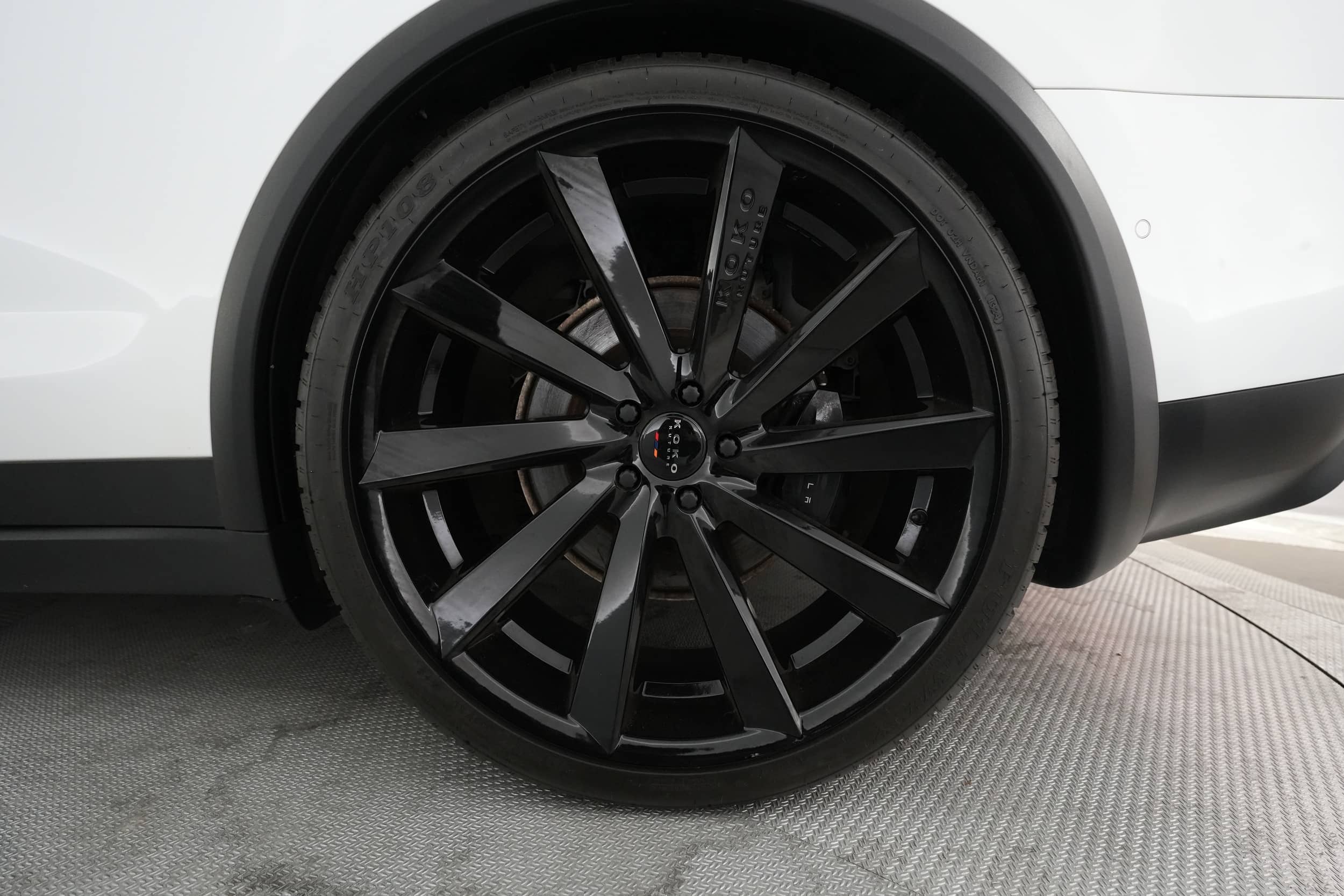 EverCars Co. vehicle image 7 for Tesla Model X -  Base on EverCars Co.