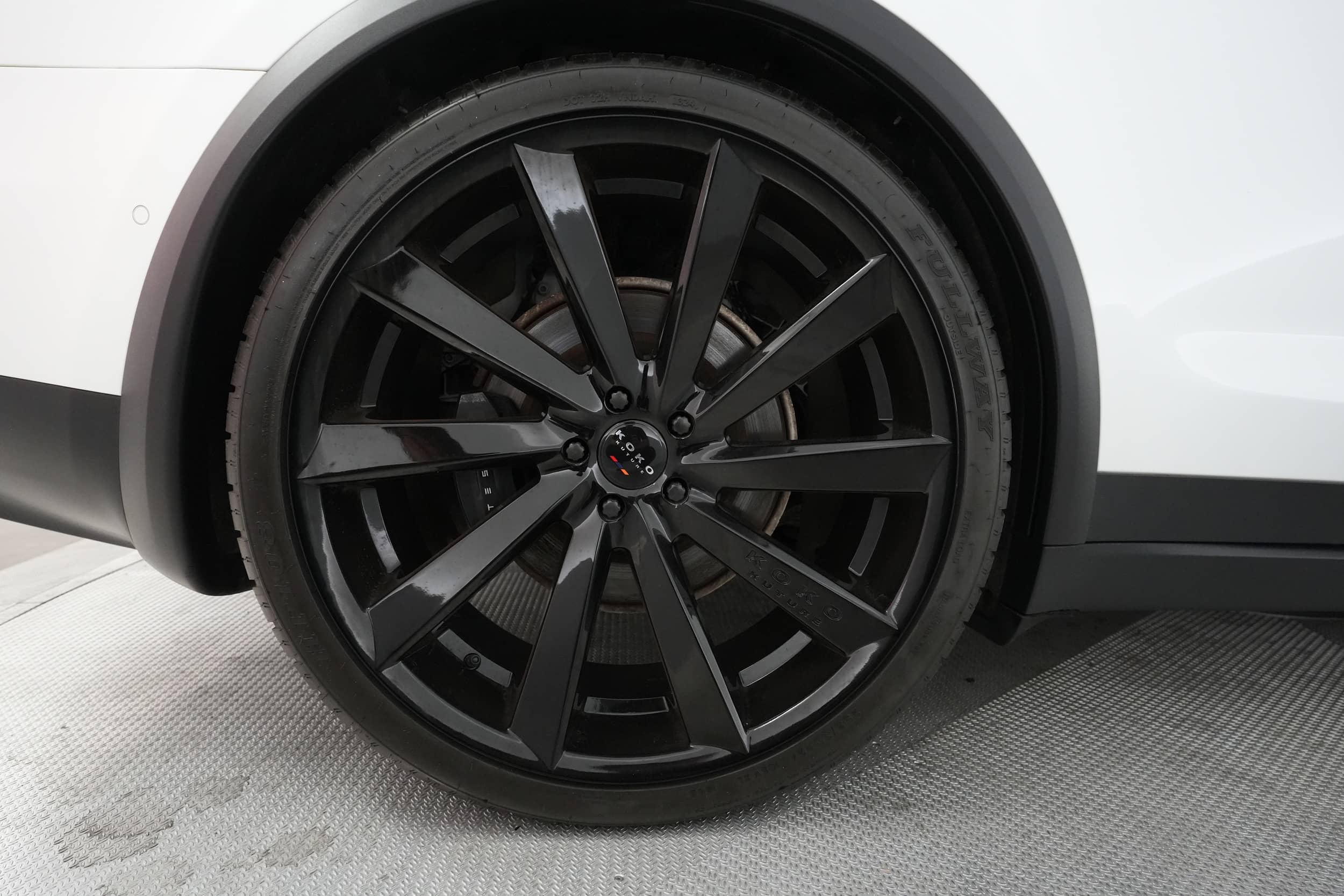 EverCars Co. vehicle image 14 for Tesla Model X -  Base on EverCars Co.