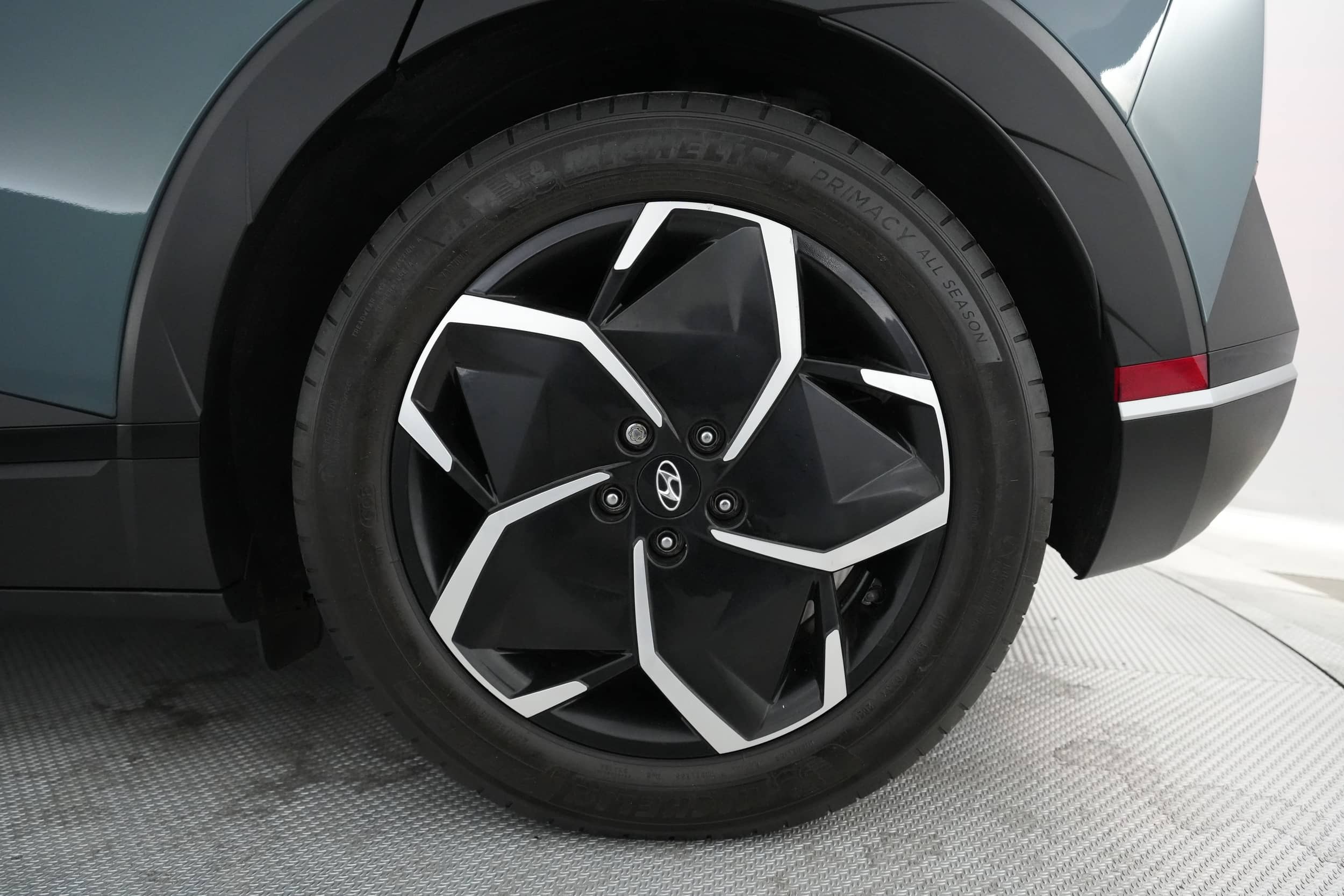 EverCars Co. vehicle image 15 for Hyundai IONIQ 5 -  SEL on EverCars Co.