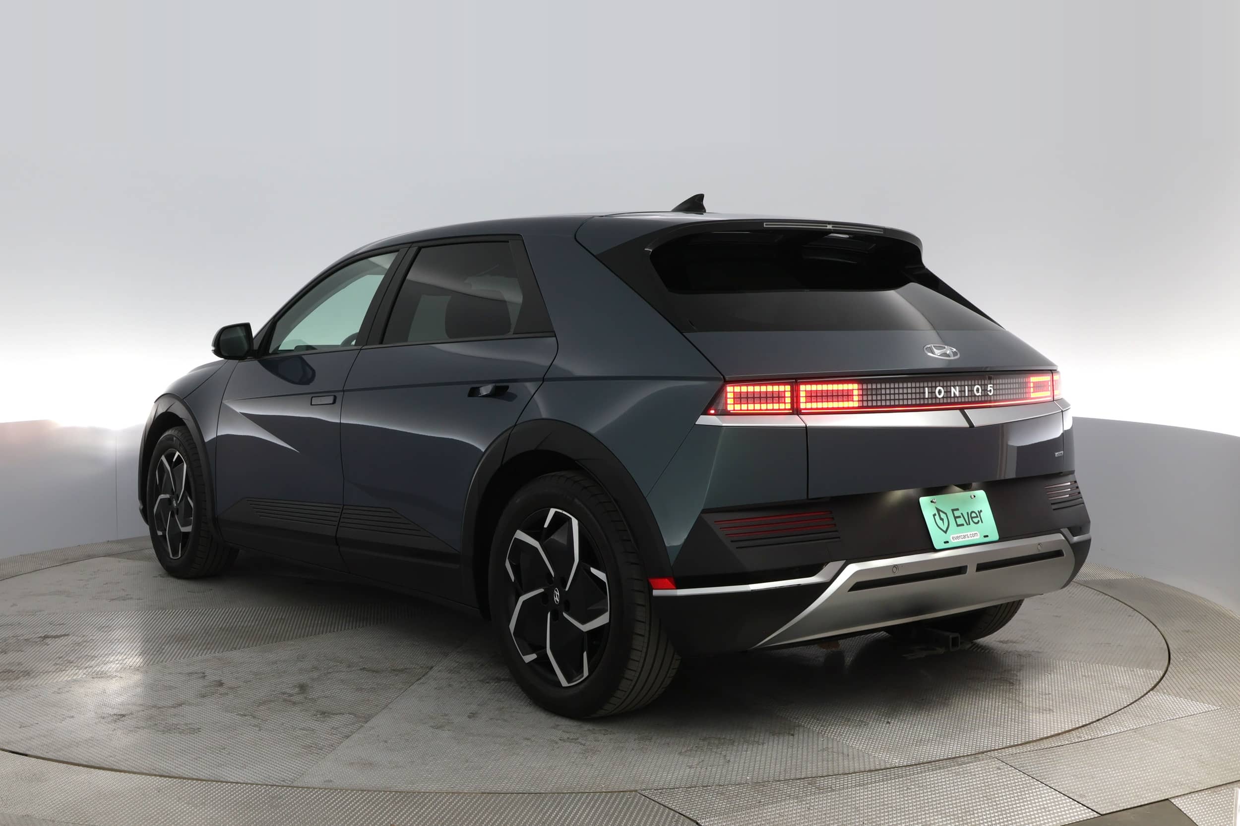 EverCars Co. vehicle image 9 for Hyundai IONIQ 5 -  SEL on EverCars Co.