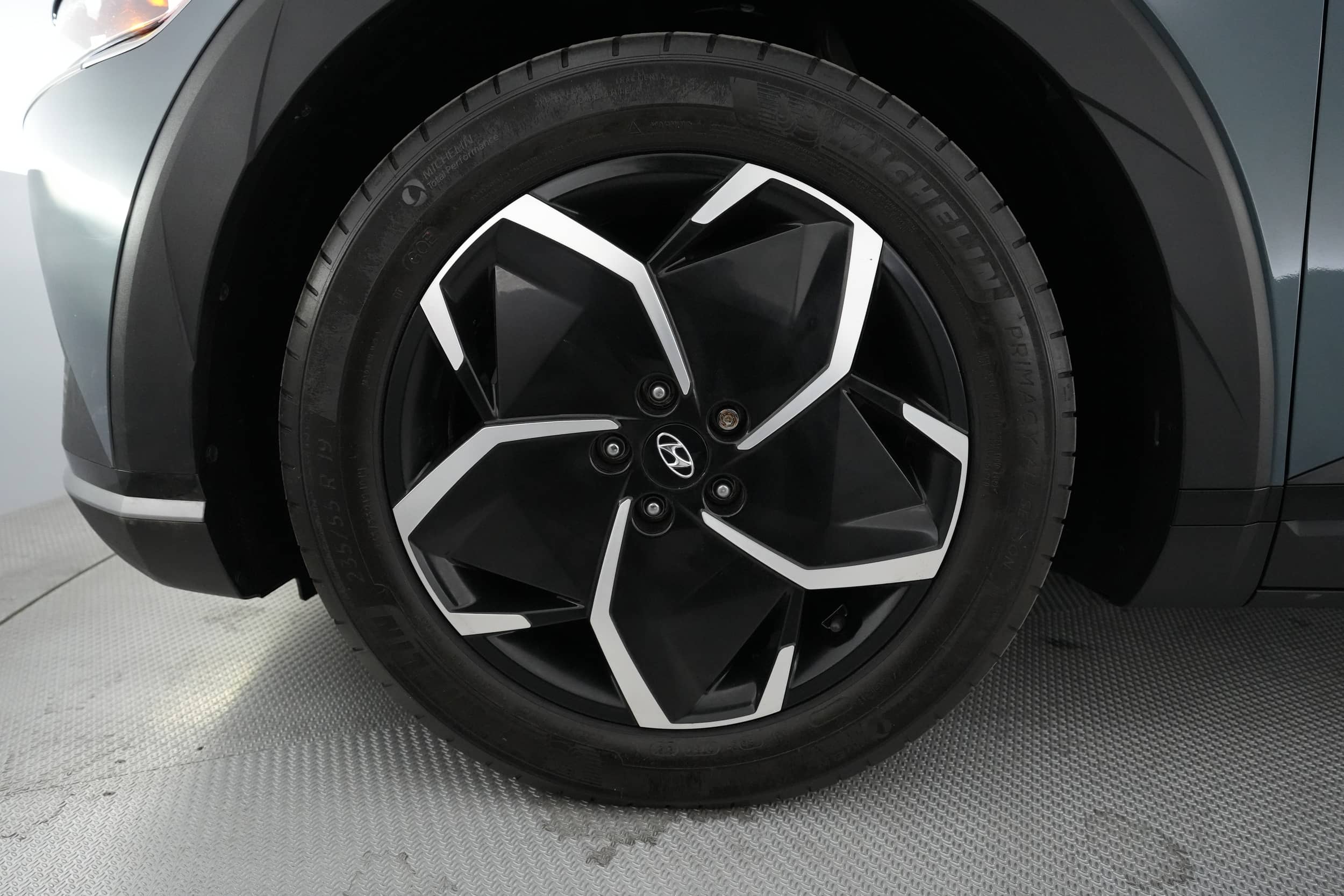 EverCars Co. vehicle image 7 for Hyundai IONIQ 5 -  SEL on EverCars Co.