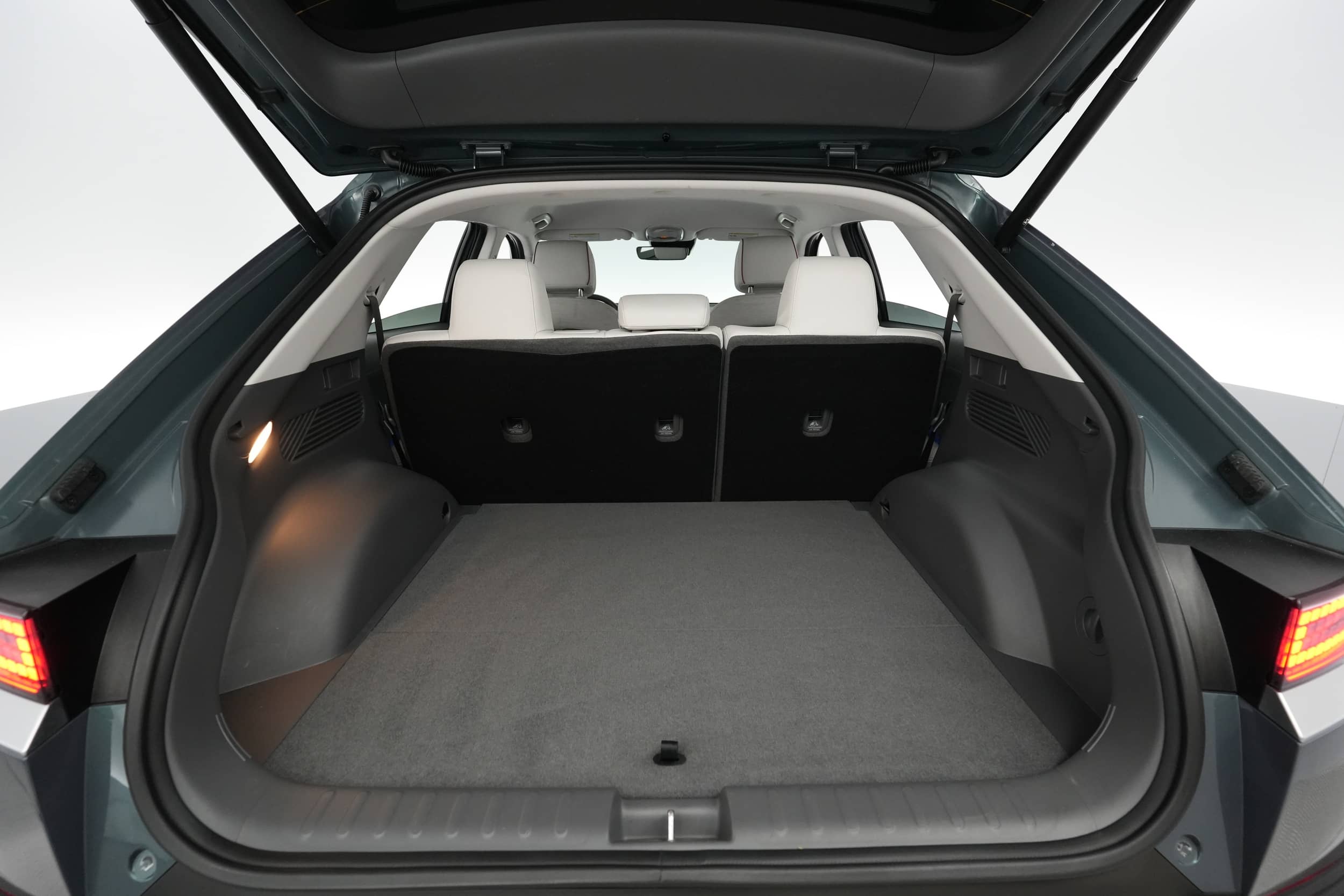 EverCars Co. vehicle image 6 for Hyundai IONIQ 5 -  SEL on EverCars Co.