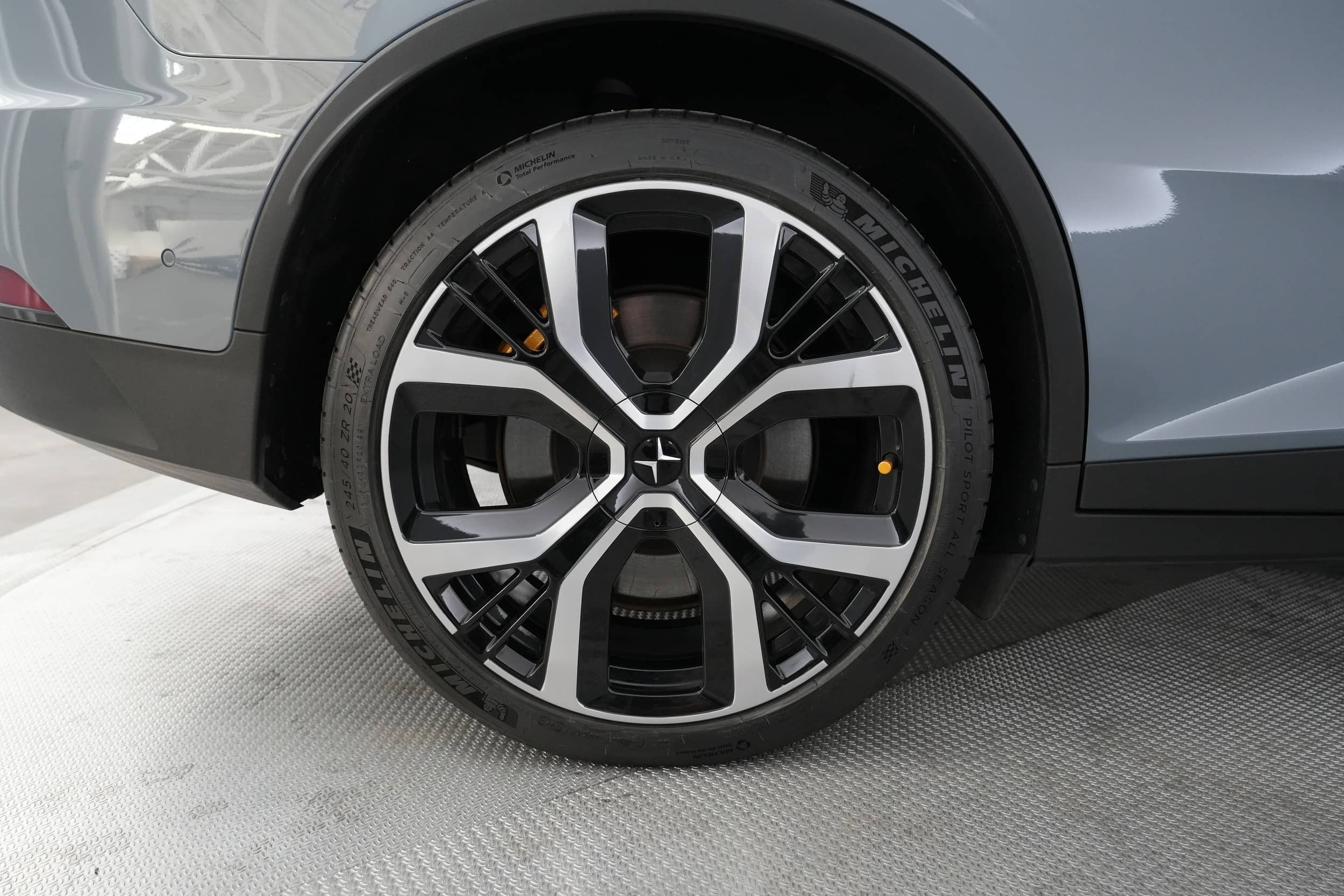 EverCars Co. vehicle image 16 for Polestar 2 -  Long Range Dual Motor on EverCars Co.