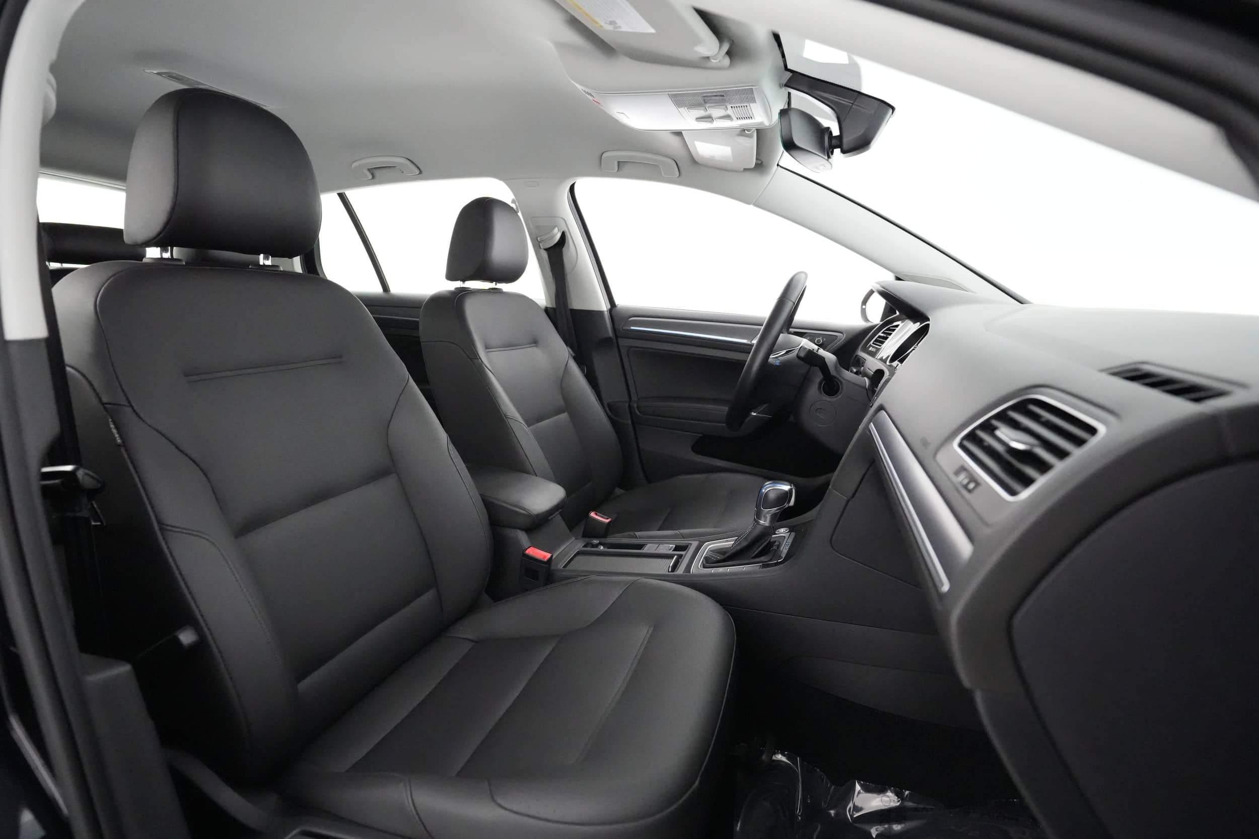 EverCars Co. vehicle image 17 for Volkswagen e-Golf -  SEL PREMIUM on EverCars Co.