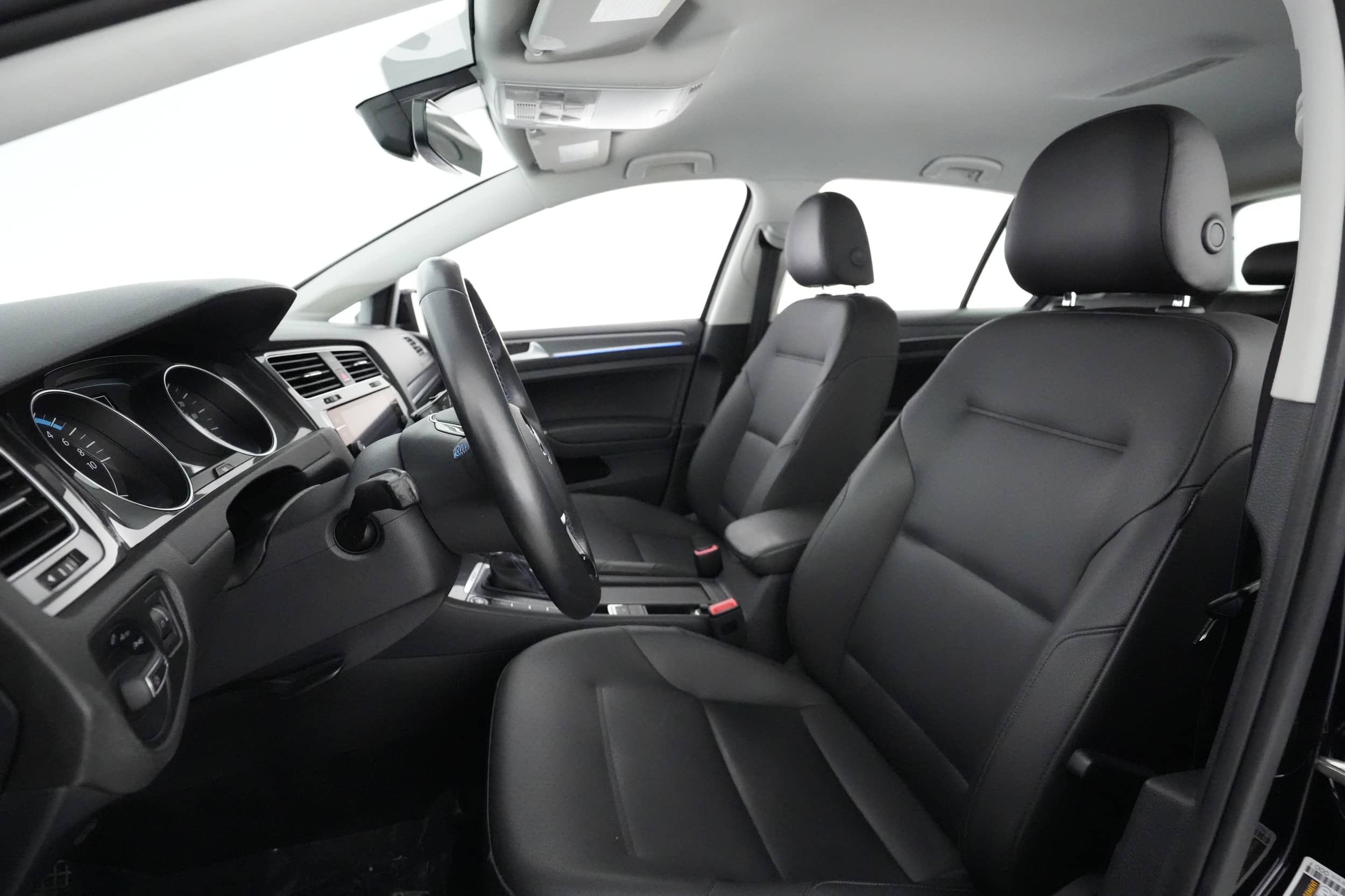 EverCars Co. vehicle image 3 for Volkswagen e-Golf -  SEL PREMIUM on EverCars Co.