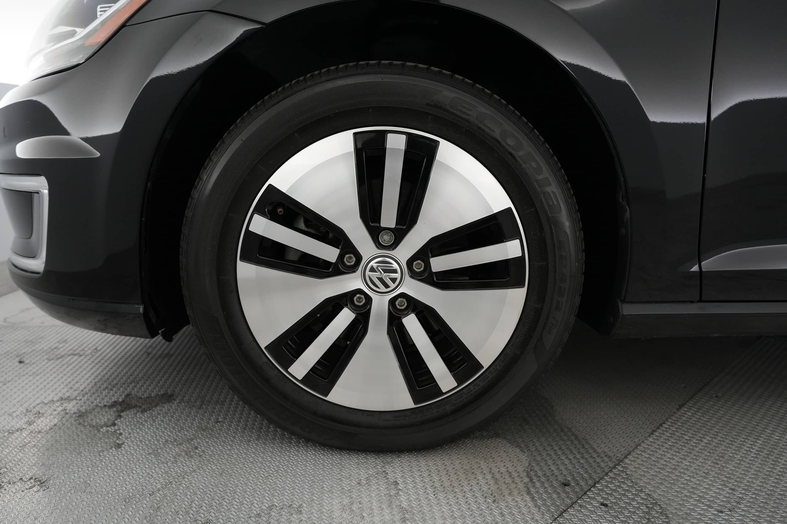 EverCars Co. vehicle image 7 for Volkswagen e-Golf -  SEL PREMIUM on EverCars Co.